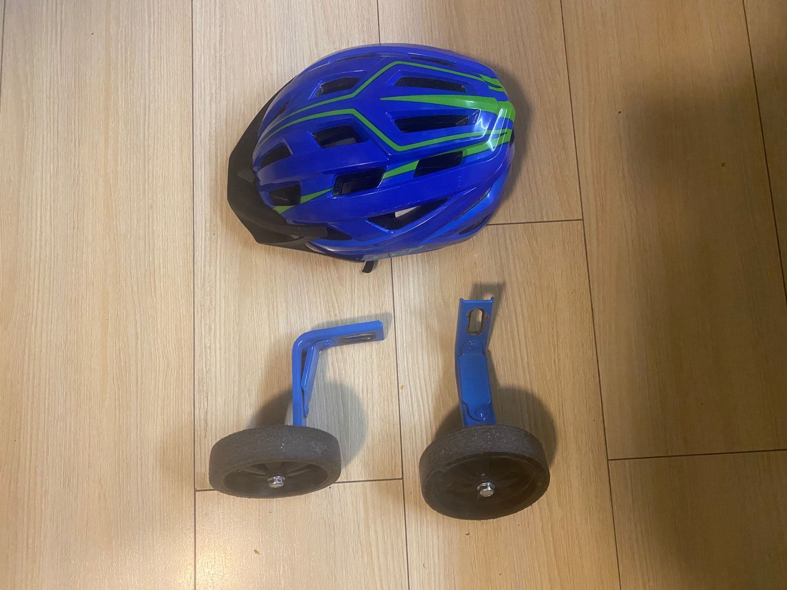 Kids  Bike with Pedals – Gently Used – Great Condition! - photo 4