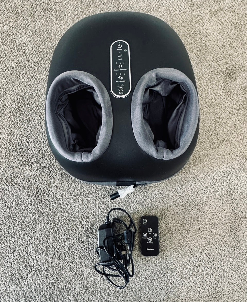 Alljoy Neck and Back Massager with Bag & Nuusao Foot Massager - photo 4