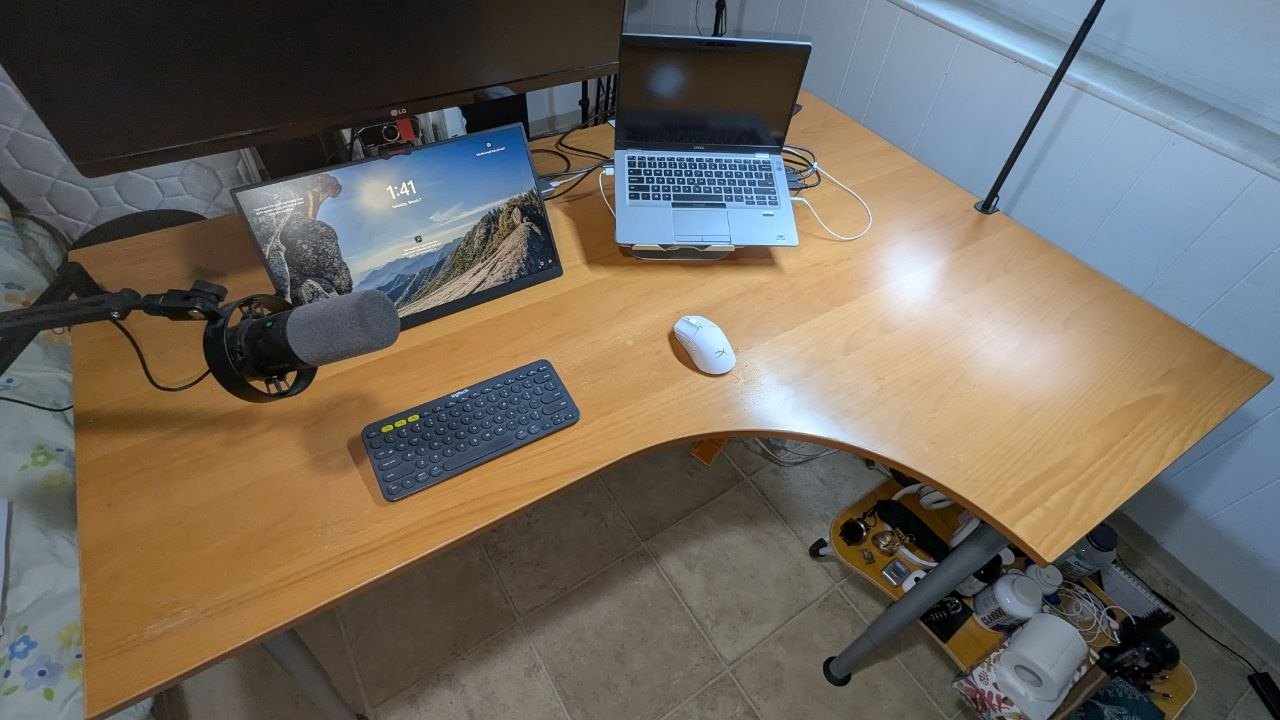 Adjustable Desk - photo 4