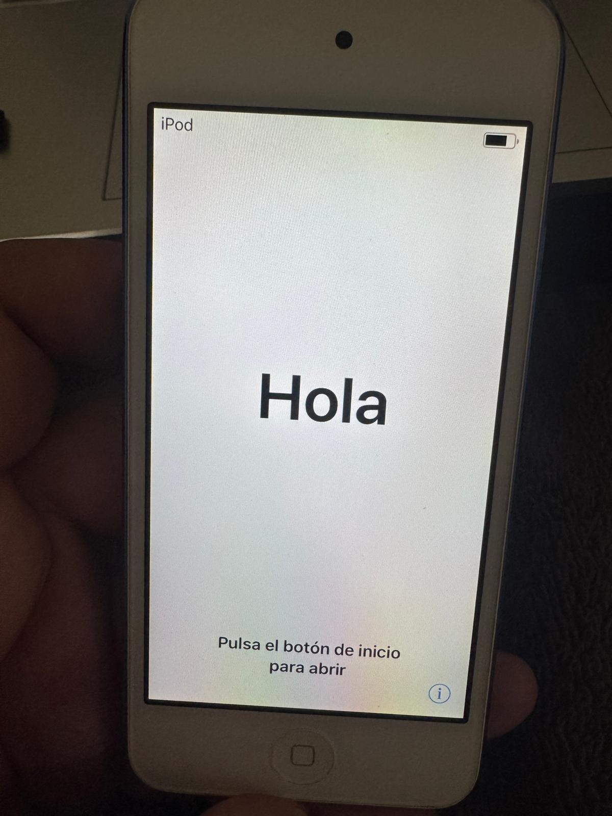 iPhone 8, iPod Touch, AirTag (New) & Keyboard