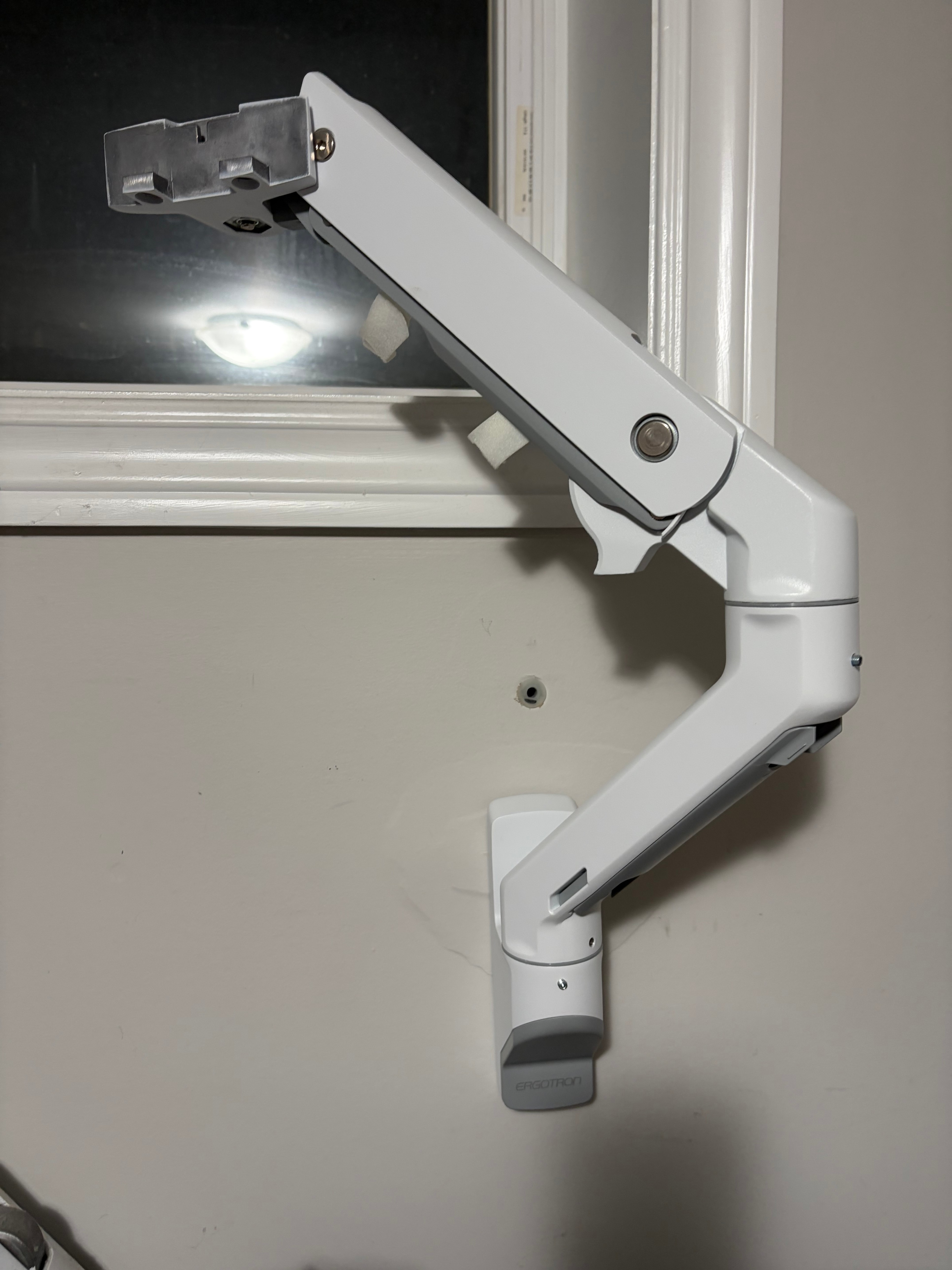 Ergotron HX Wall Monitor Mount (White) — 2 available - photo 3