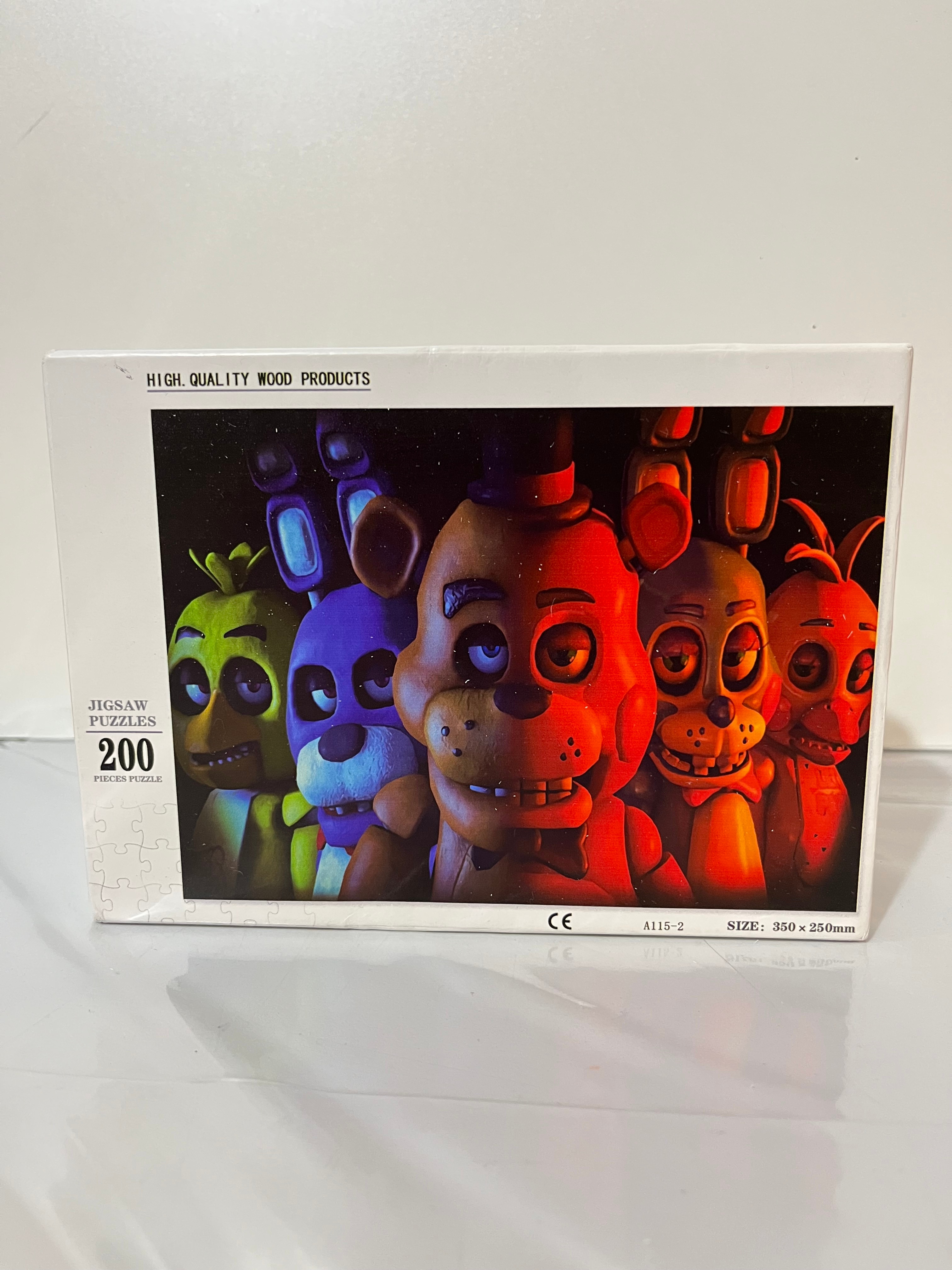 Five Nights At Freddy’s 200 Pieces Jigsaw Puzzle (35cmx25cm) - photo 2
