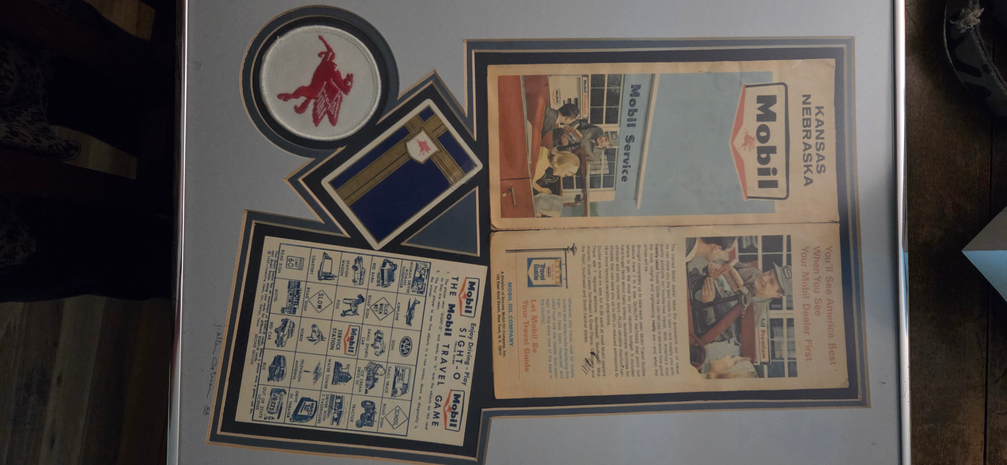 Vintage Mobil Travel Game and Memorabilia