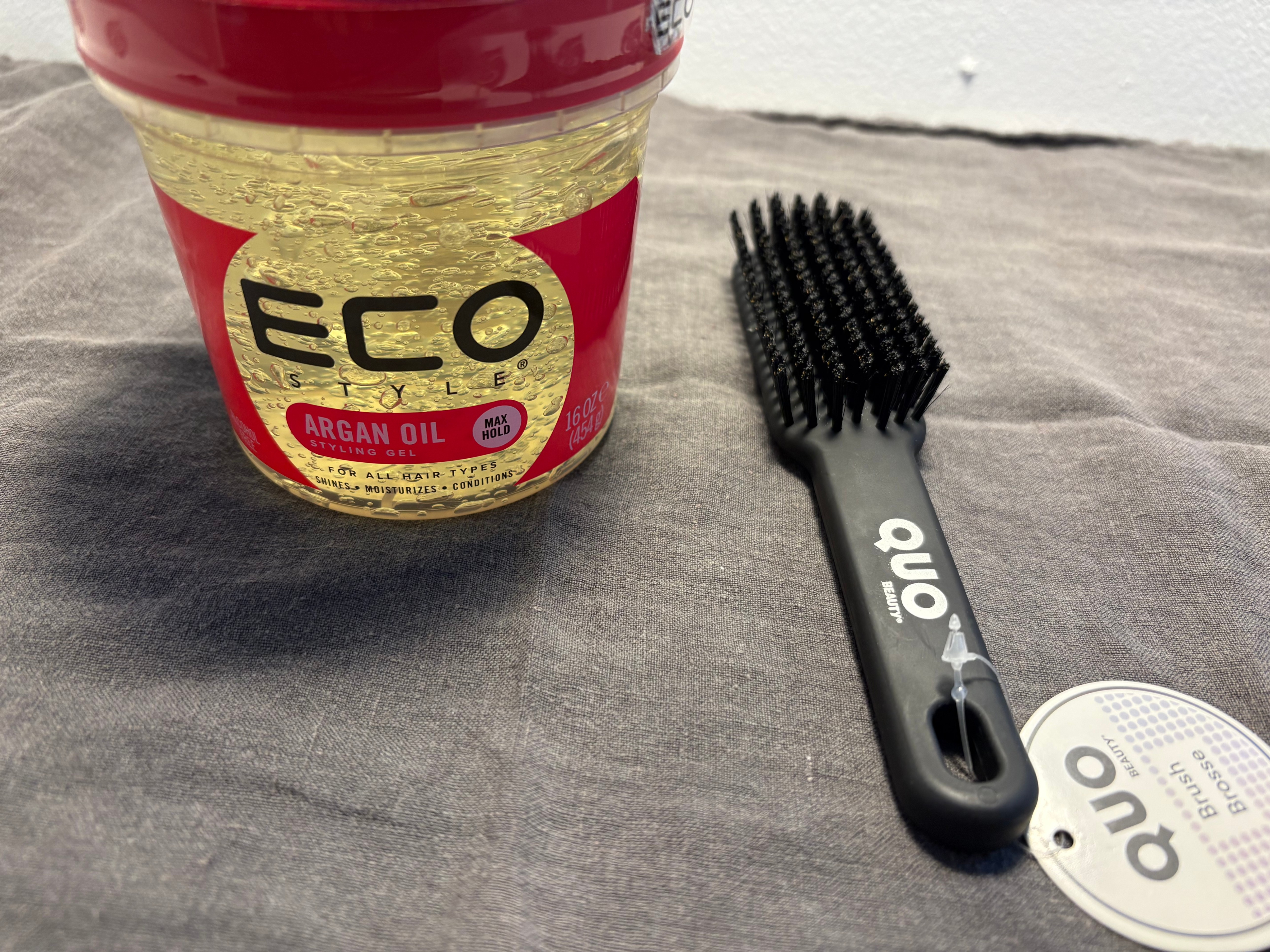 Eco Styling Gel + Quo Bristle Brush
