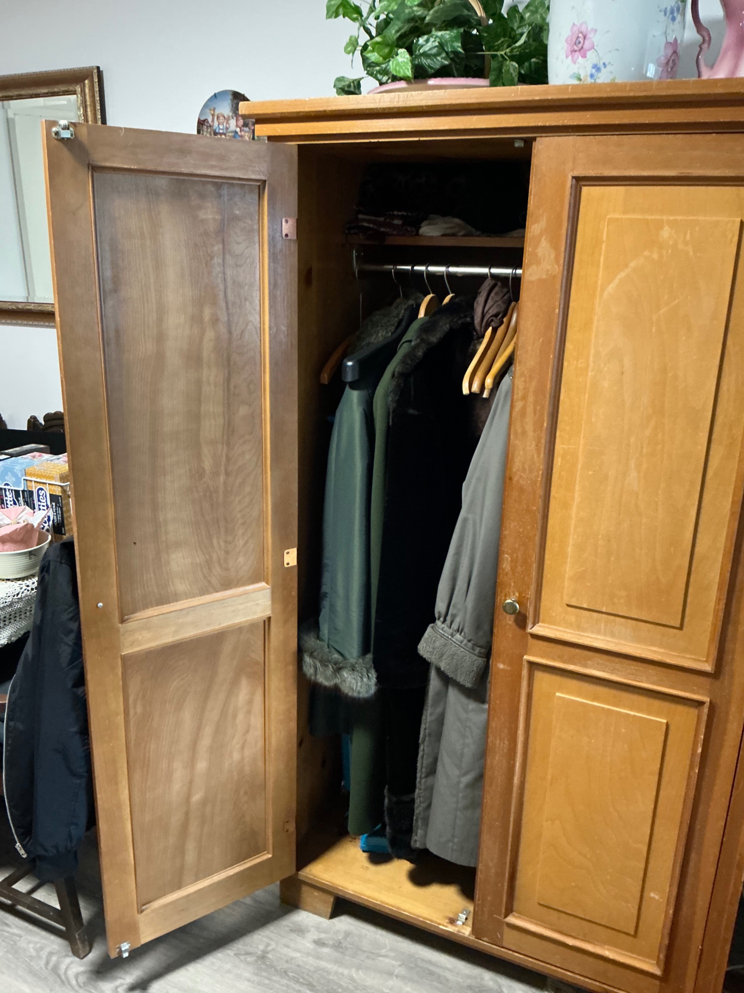 Pine Wardrobe - photo 2