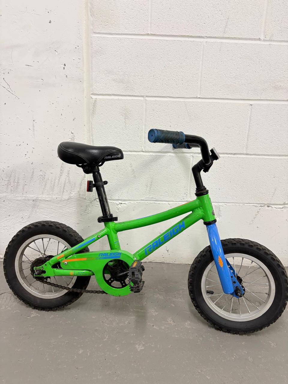 Kids  Bike with Pedals – Gently Used – Great Condition!