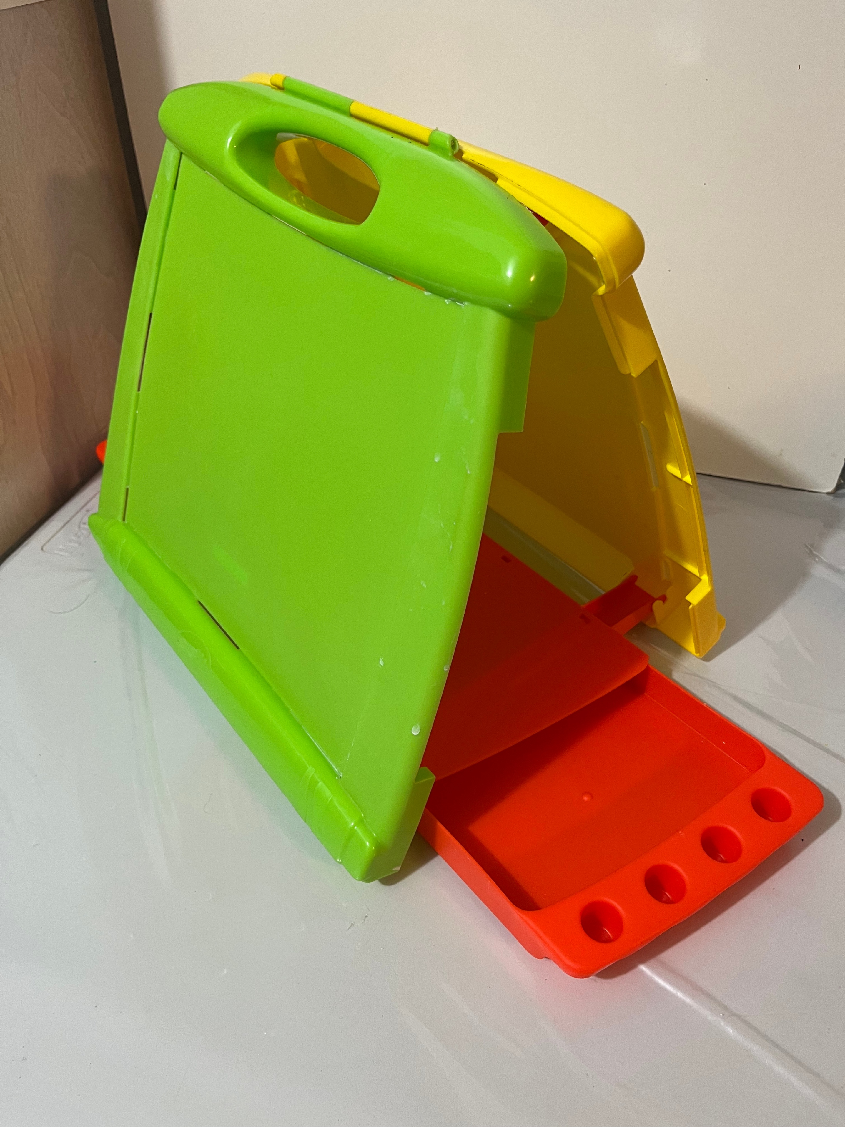 Crayola Art-to-go Table Easel - photo 3