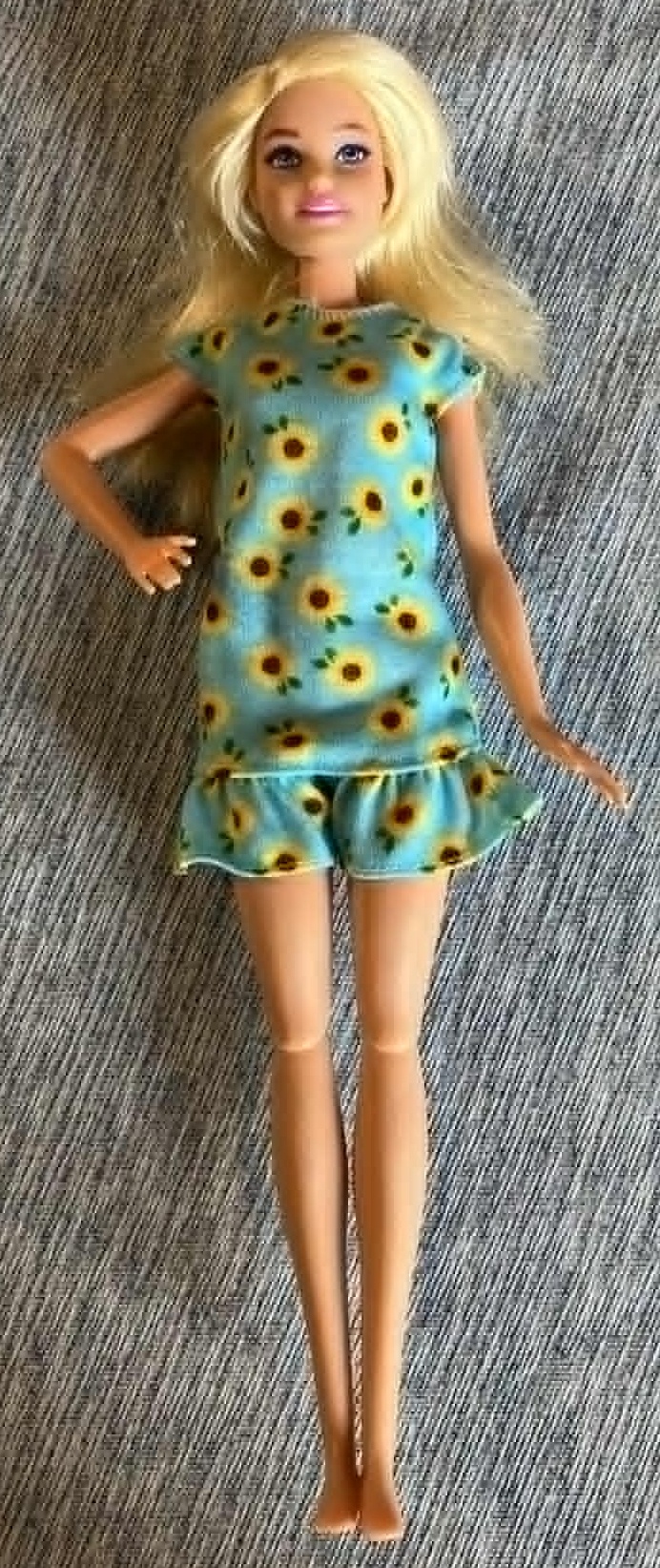 Mattel Barbie Puppy Party Doll
