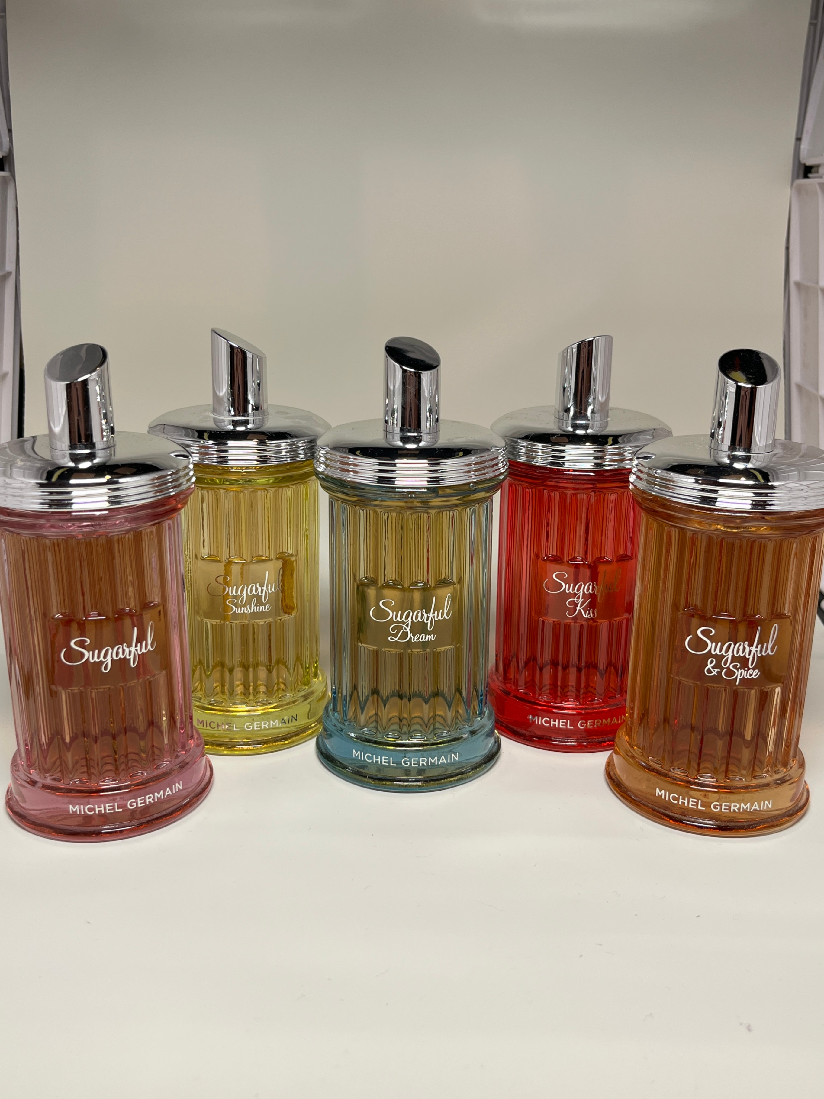 Perfumes - photo 2
