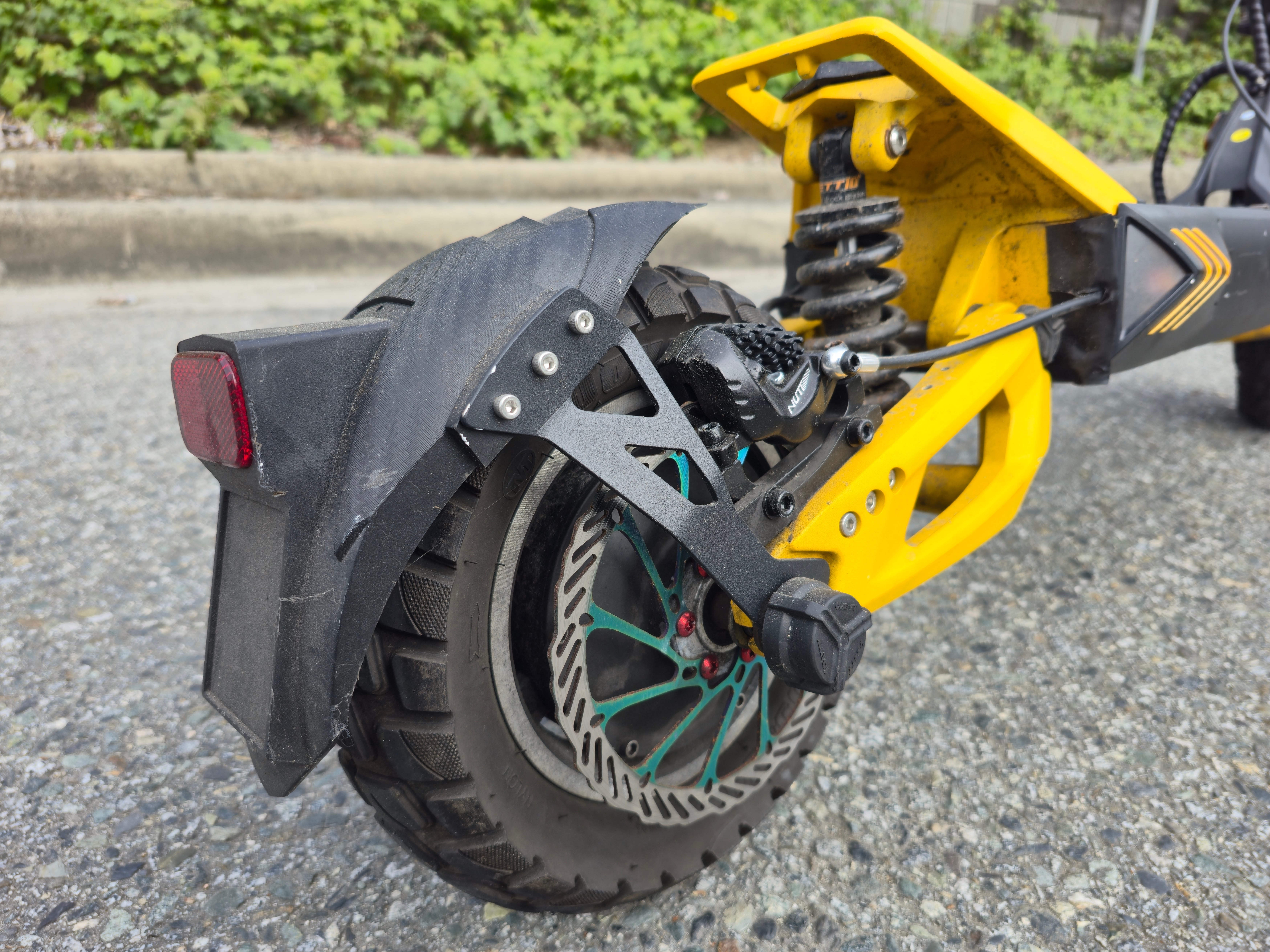 VSETT 10+R Electric Scooter - $2100 - photo 3