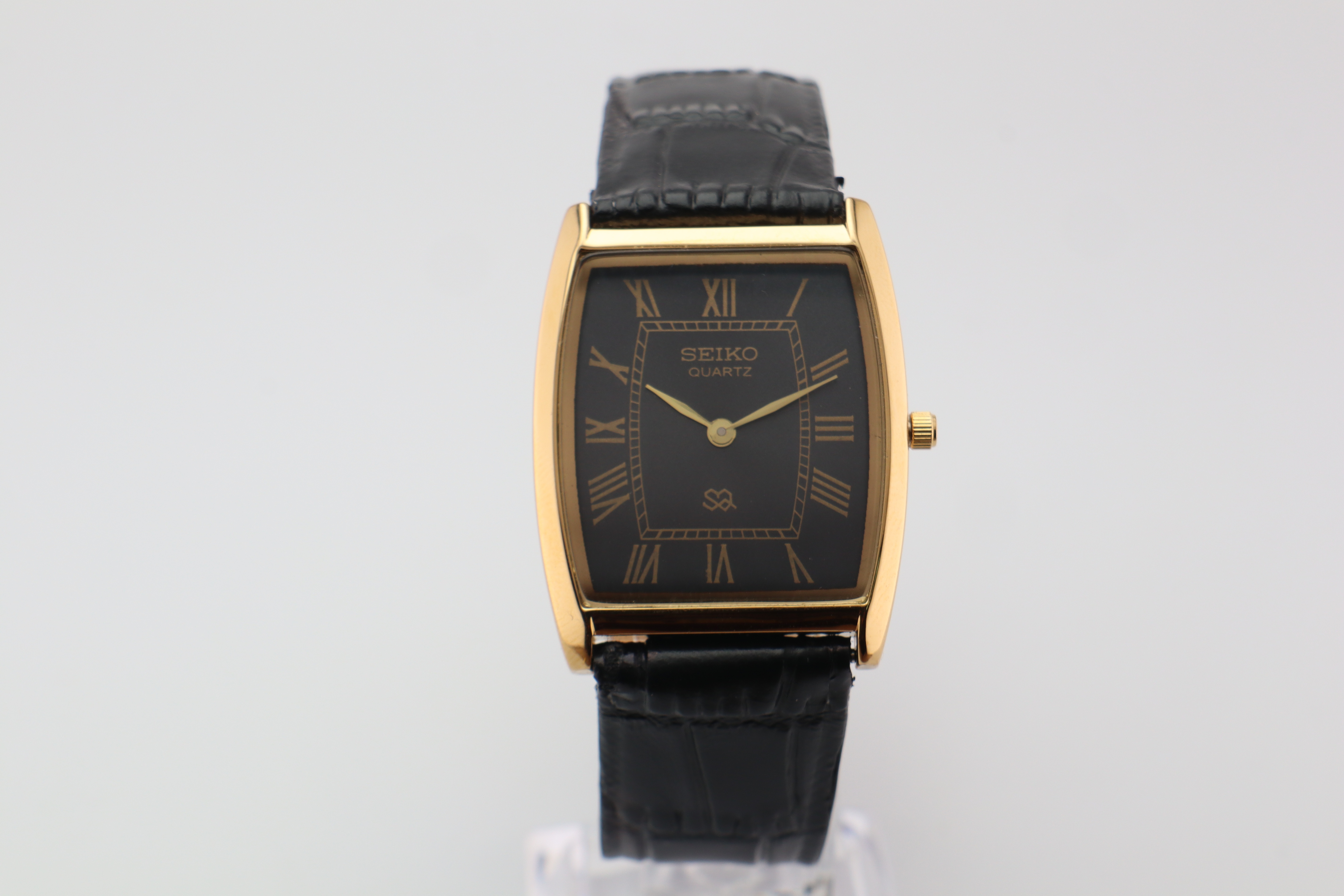 Refurbished Vintage Barrel Tank Men’s Watch - photo 2