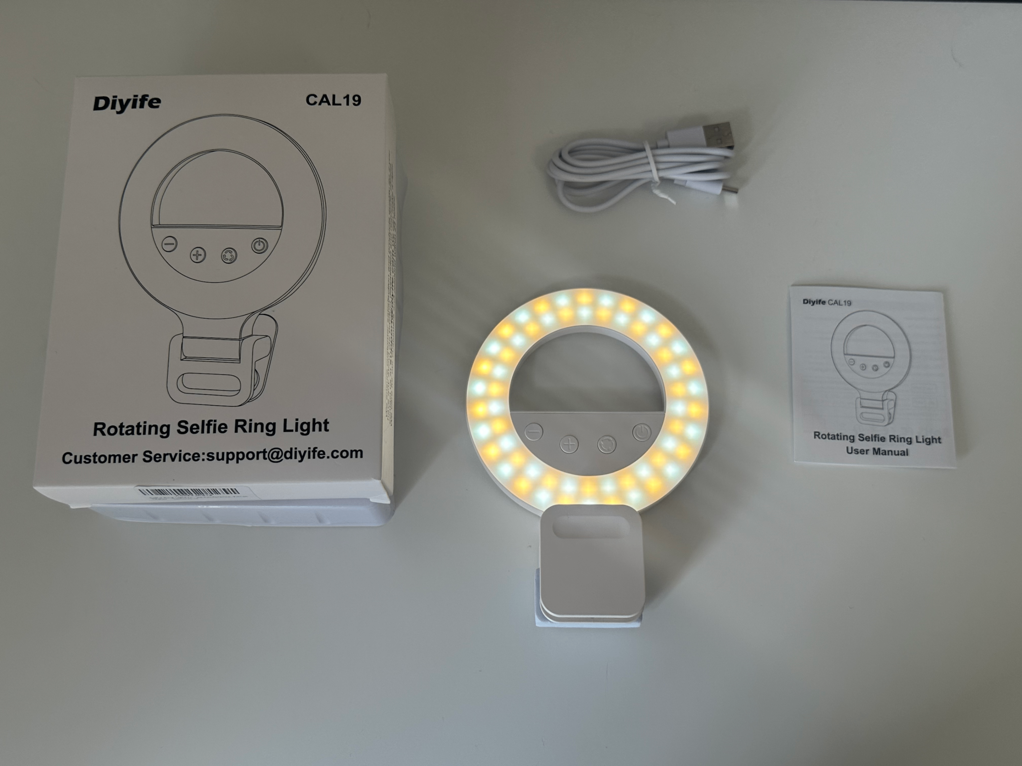 Rotating selfie ring light - photo 4