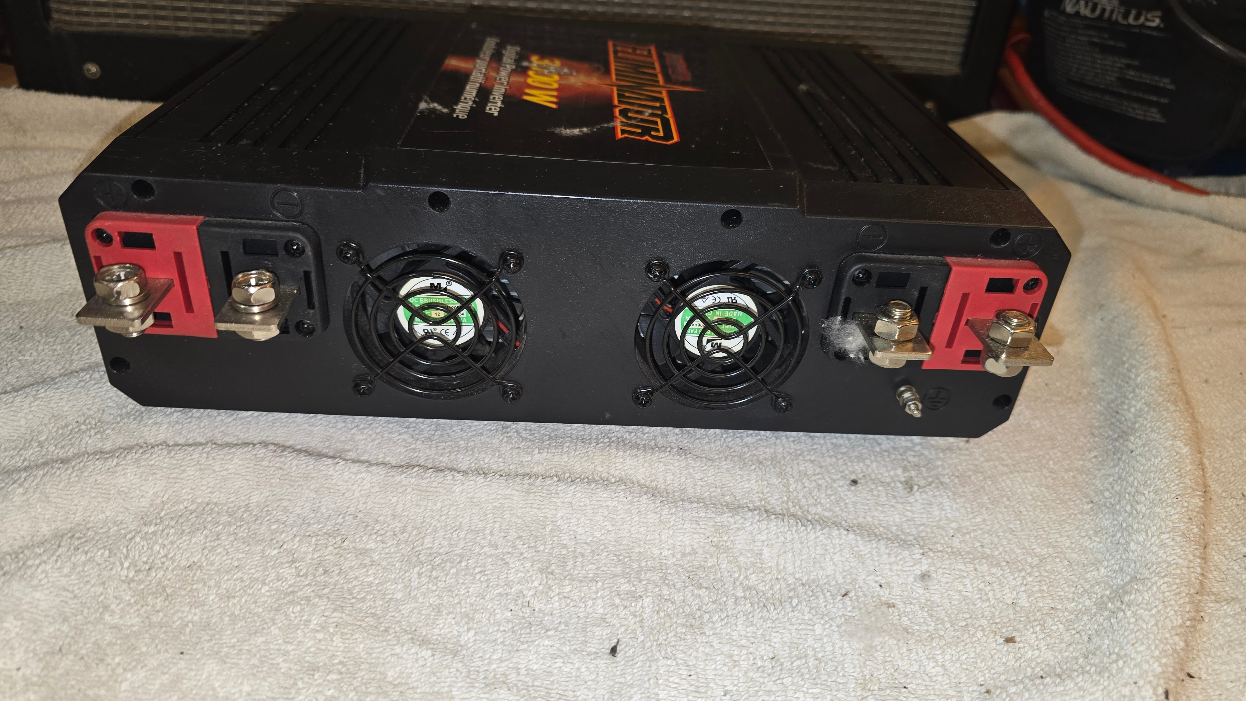 Eliminator 3000W Digital Power Inverter - photo 4