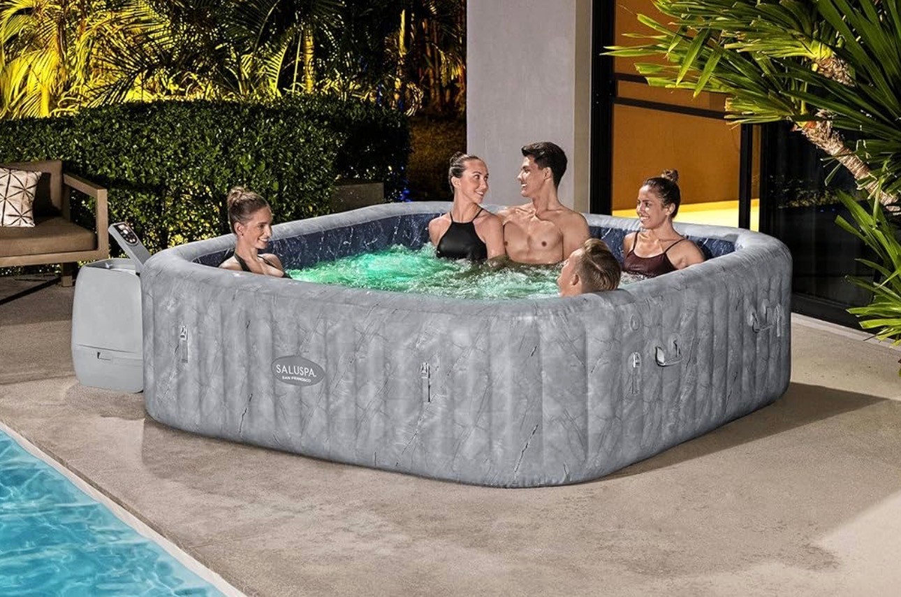Pro Salu-Spa Tub 5-7 People Potable Hot/Cold w/ cover 180 jets - photo 3