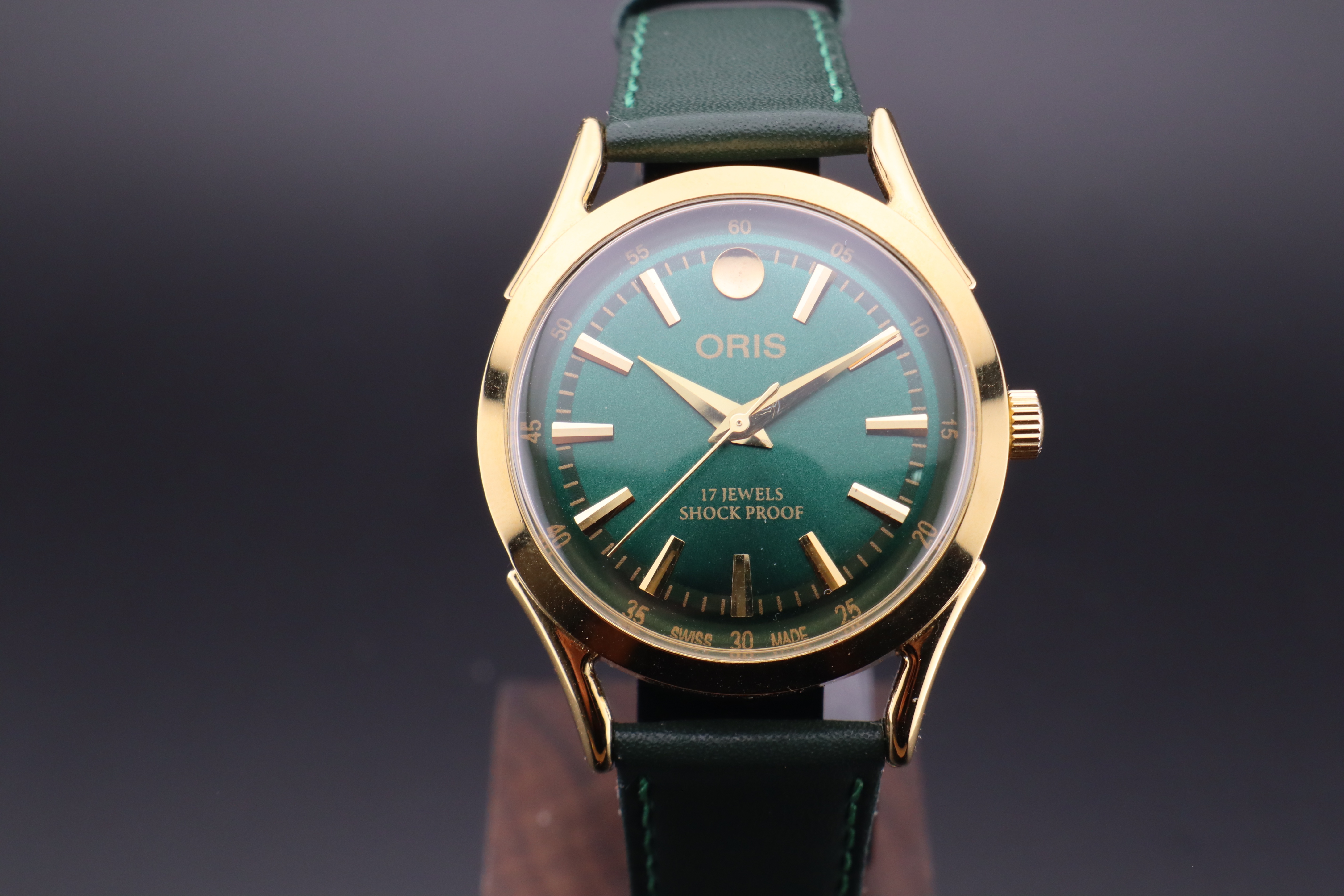 Vintage Oris Swiss ST-96 Hand Wind Mechanical Men's Watch - photo 2