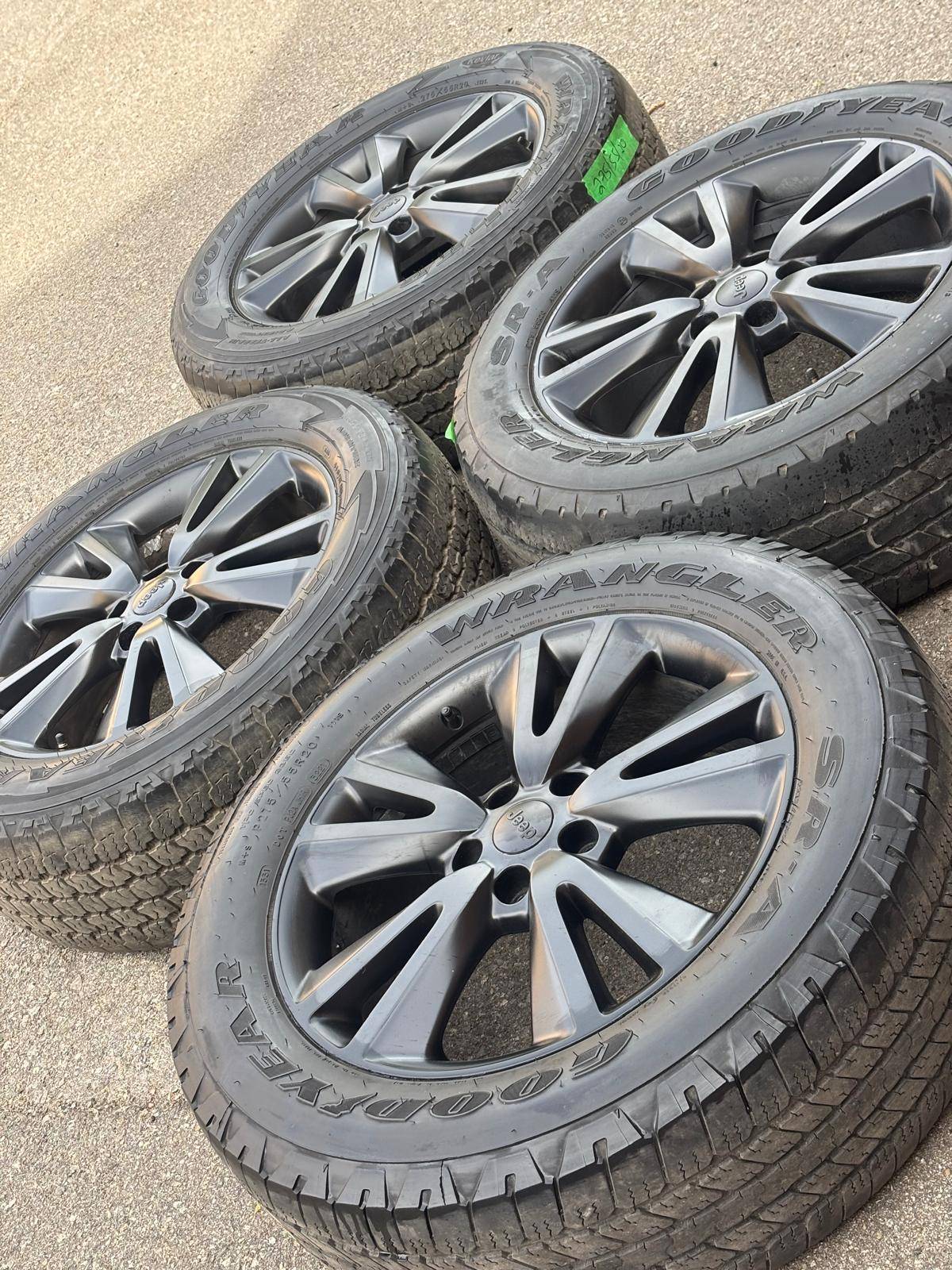 OEM 20”GrandCherokee/Durango/Wrangler(5x127)+275/55/R20 Goodyear - photo 4