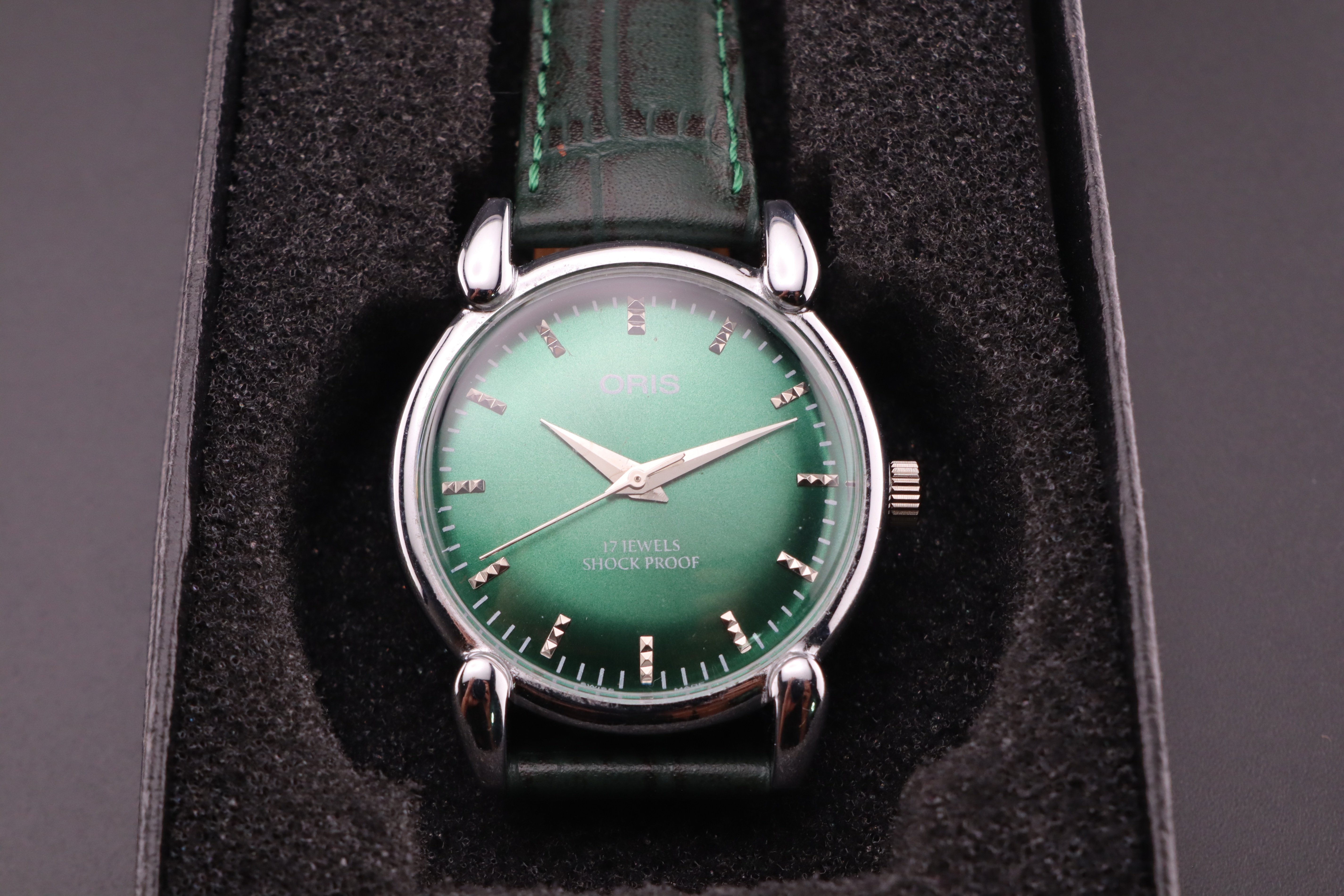 Vintage Oris Swiss ST-96 Hand Wind Mechanical Men's Watch - photo 5