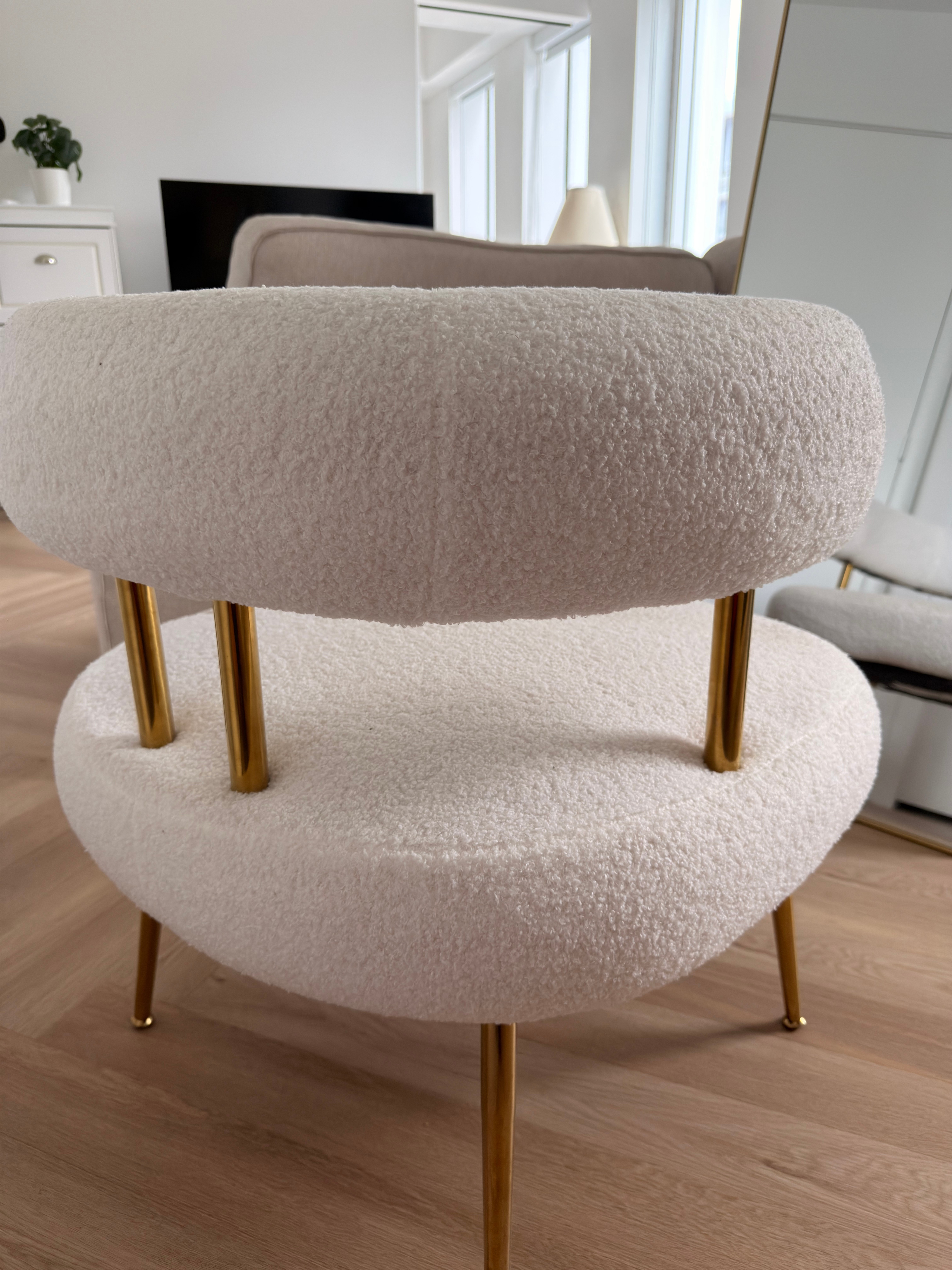 Luxury Modern Accent Chair With Cream White & Gold Legs - photo 5