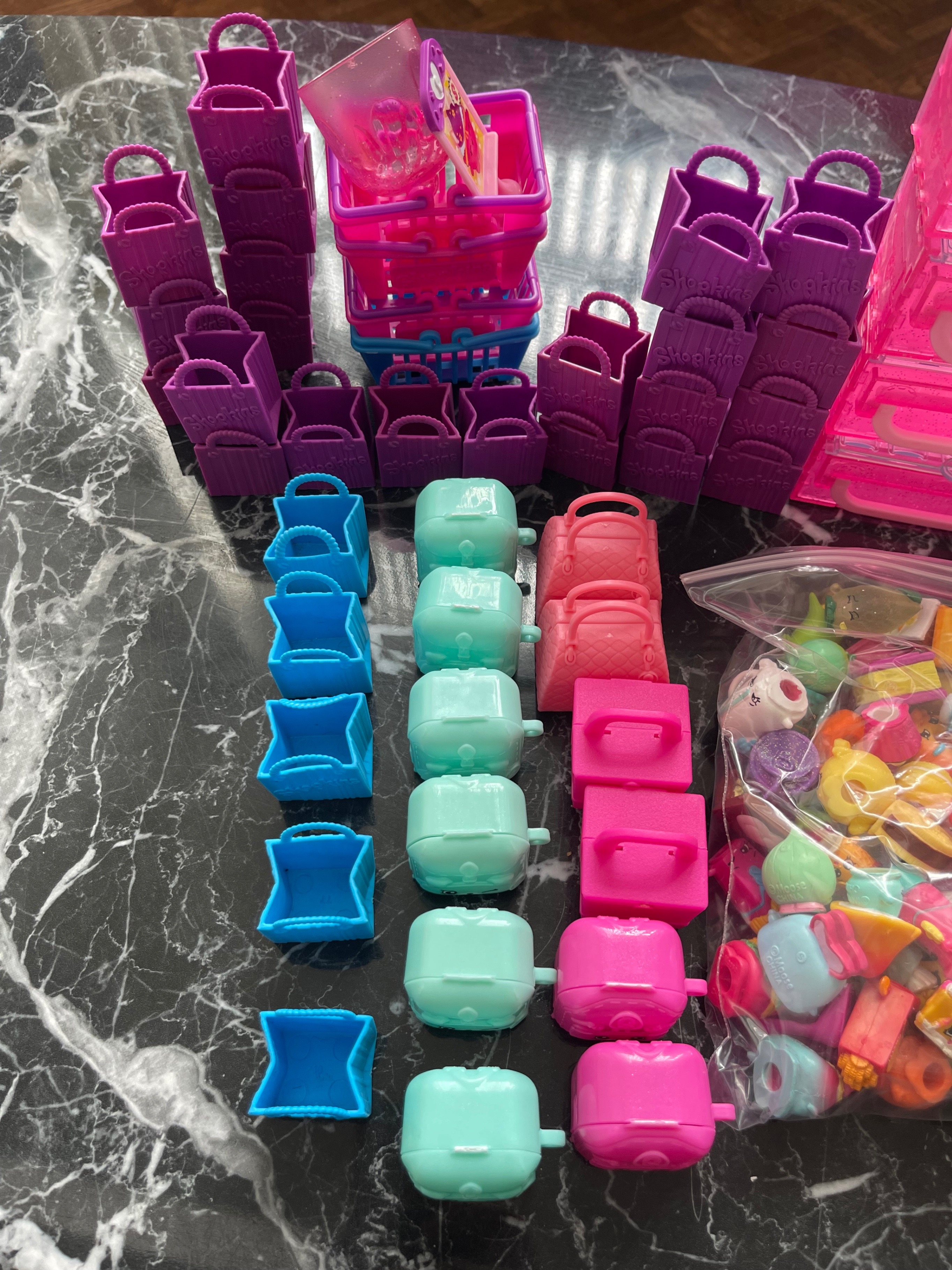 Mega Shopkins Lot — 100+ Figures & Accessories - photo 3