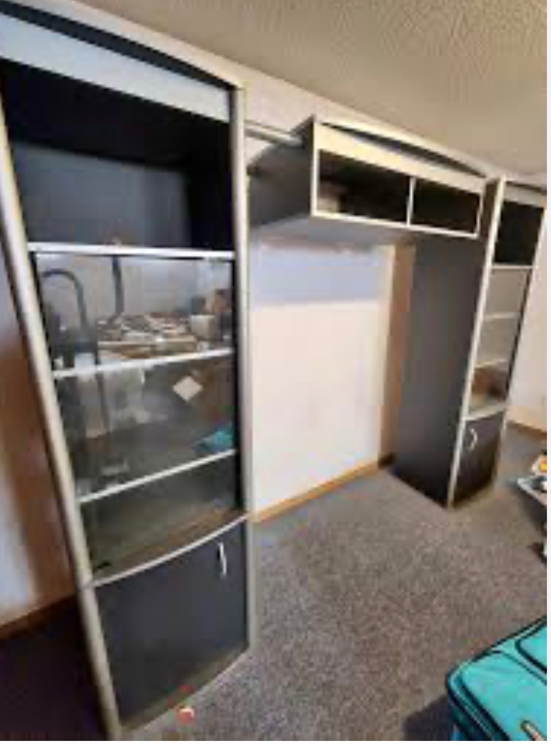 Entertainment Unit / Media Console - photo 2