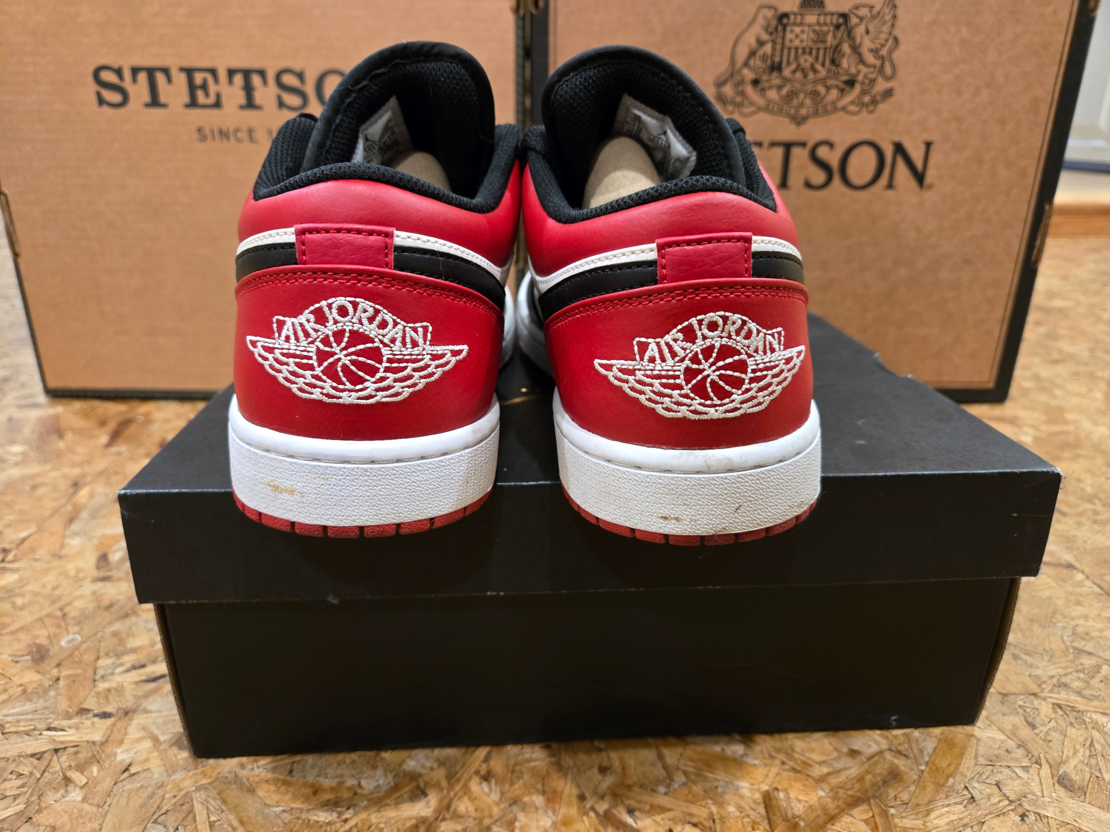 Nike Air Jordan 1 Low -- men's 10 - photo 5