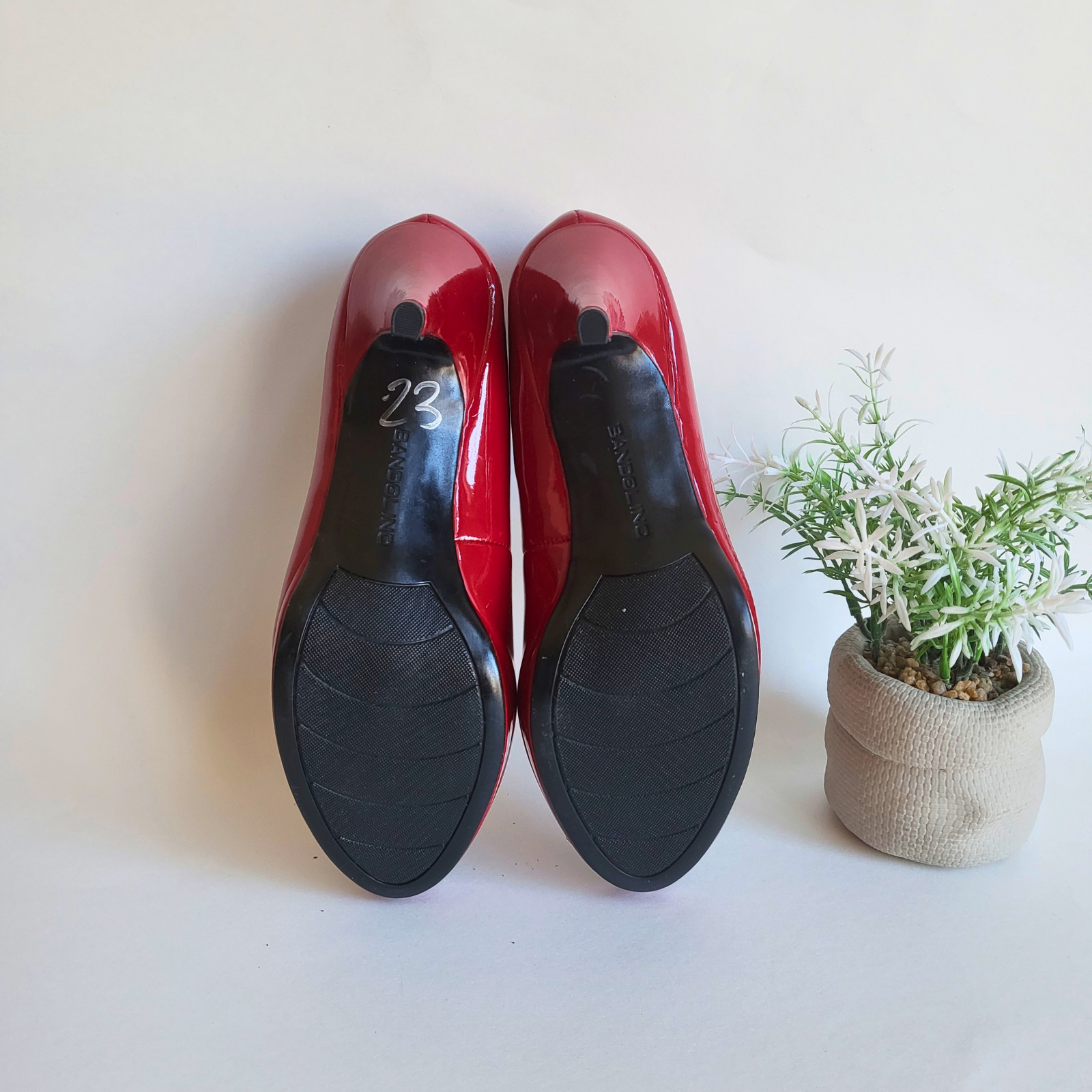 Price DROP - Bandolino Size 7.5 Red Velvet Heels - South Ajax - photo 5