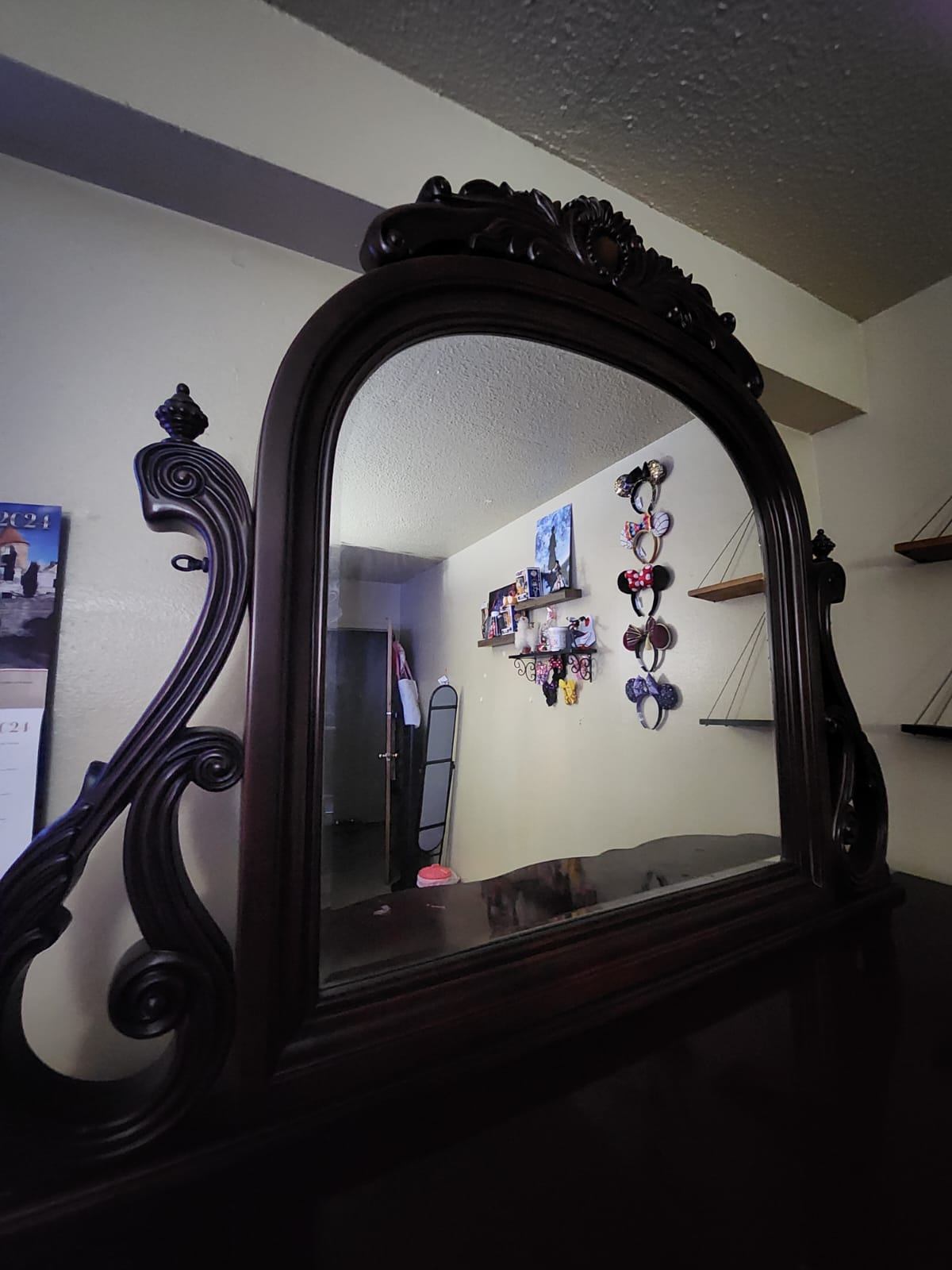 Solid Wood Construction Dresser & Mirror.