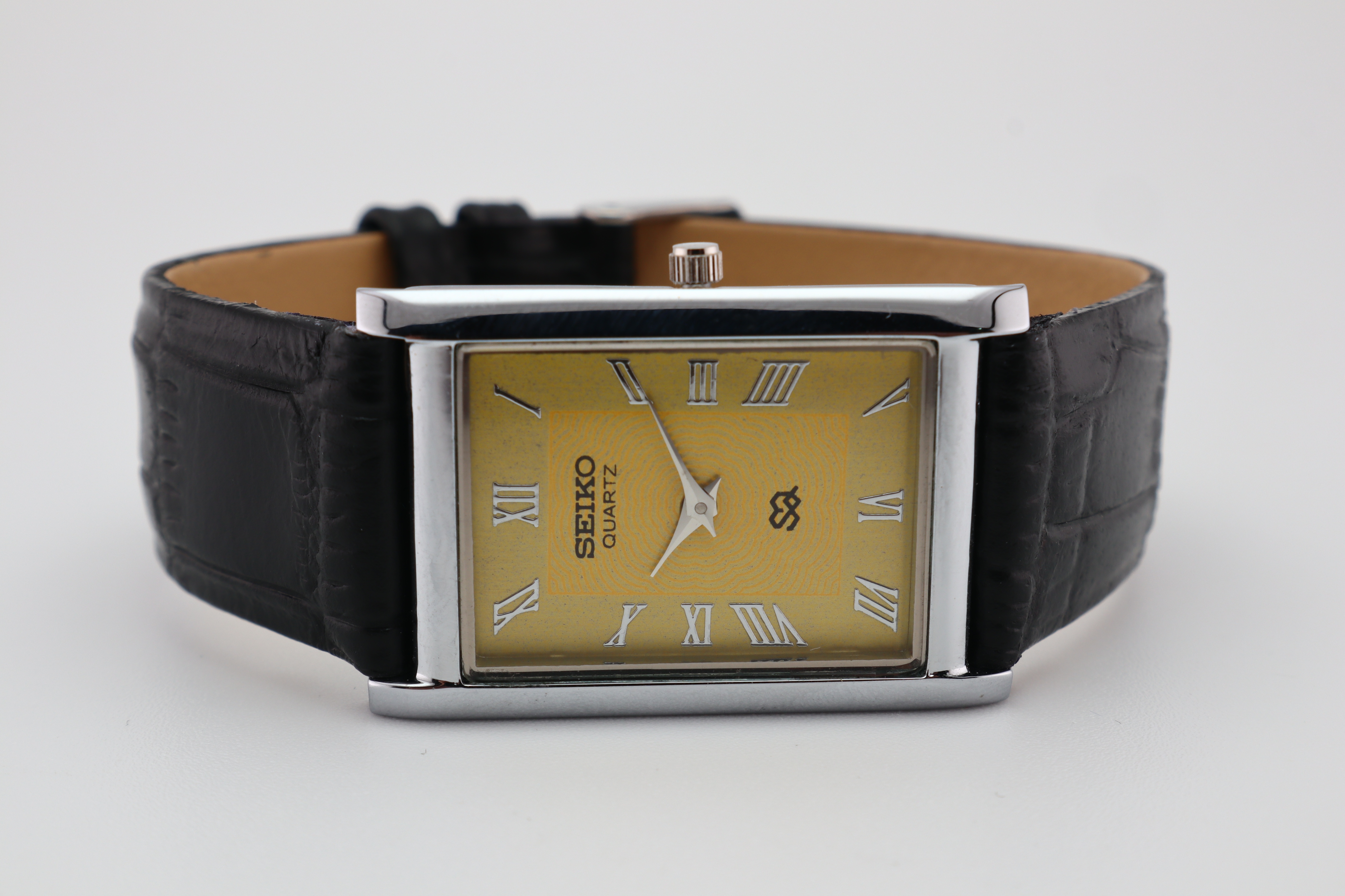 Refurbished Vintage Slim Tank Men’s Watch - photo 4