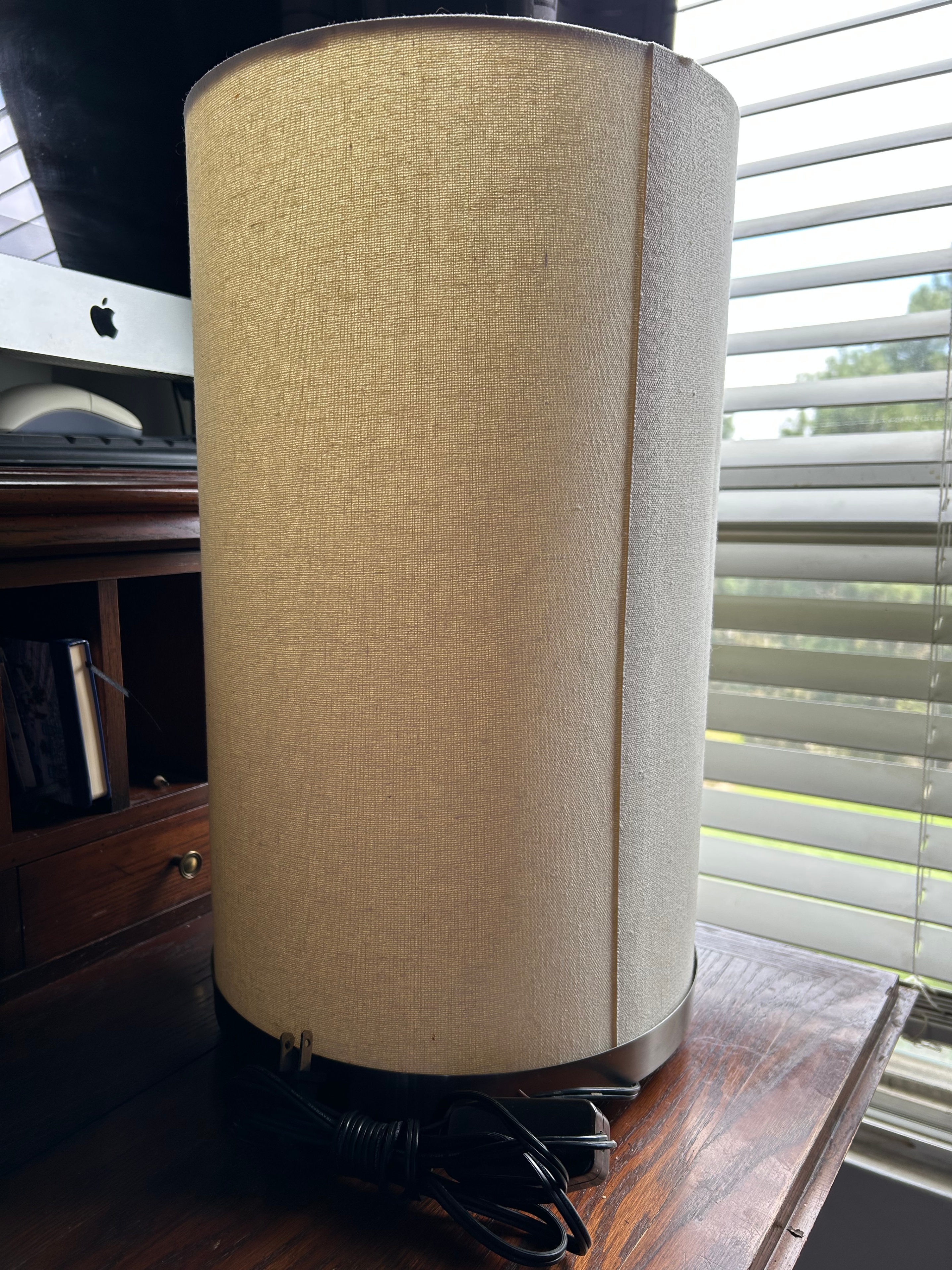 Cylinder Table Lamp $15 - photo 3