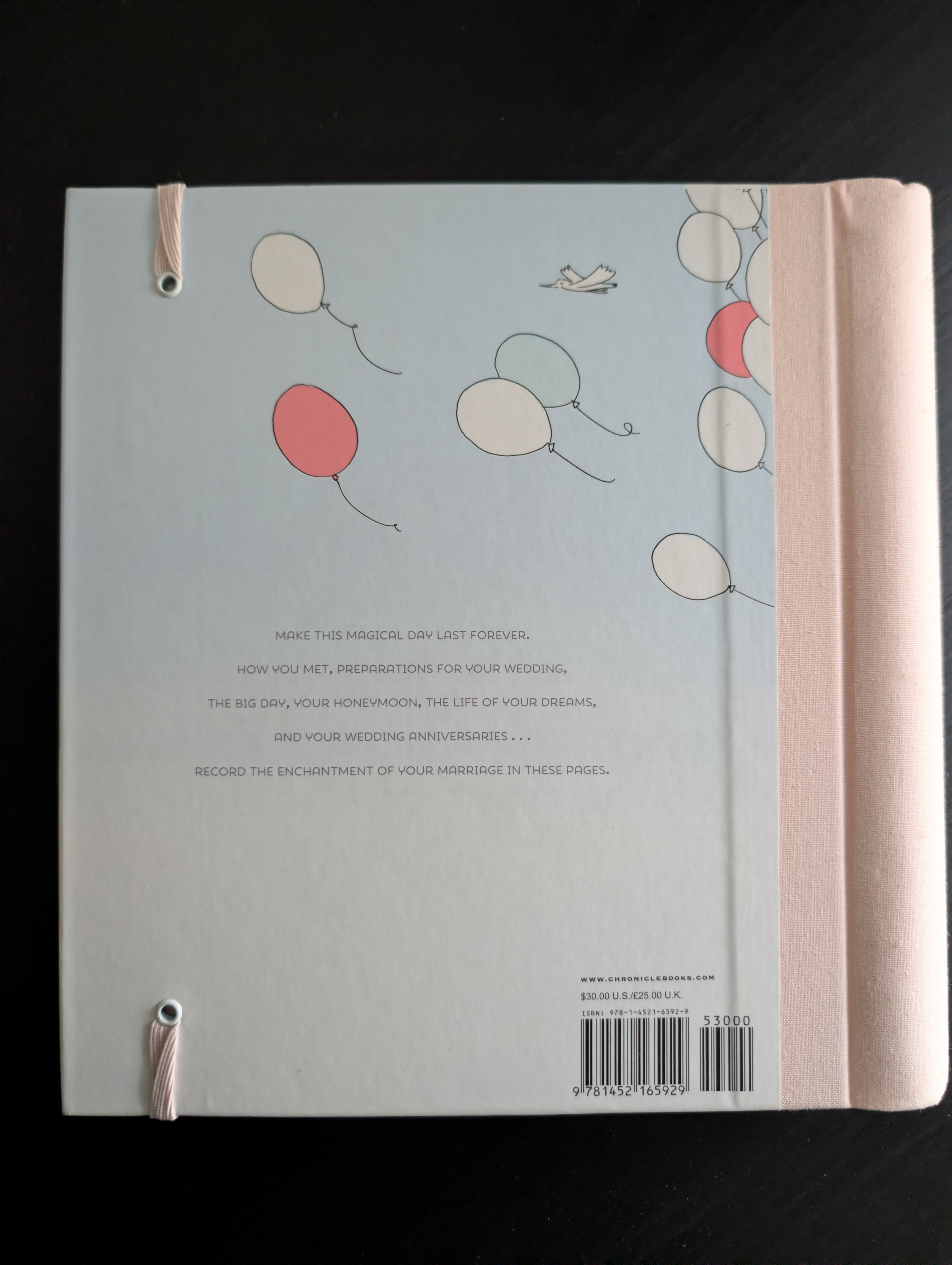 Le Petit Wedding Book (Scrapbook / Keepsake, New) - photo 2