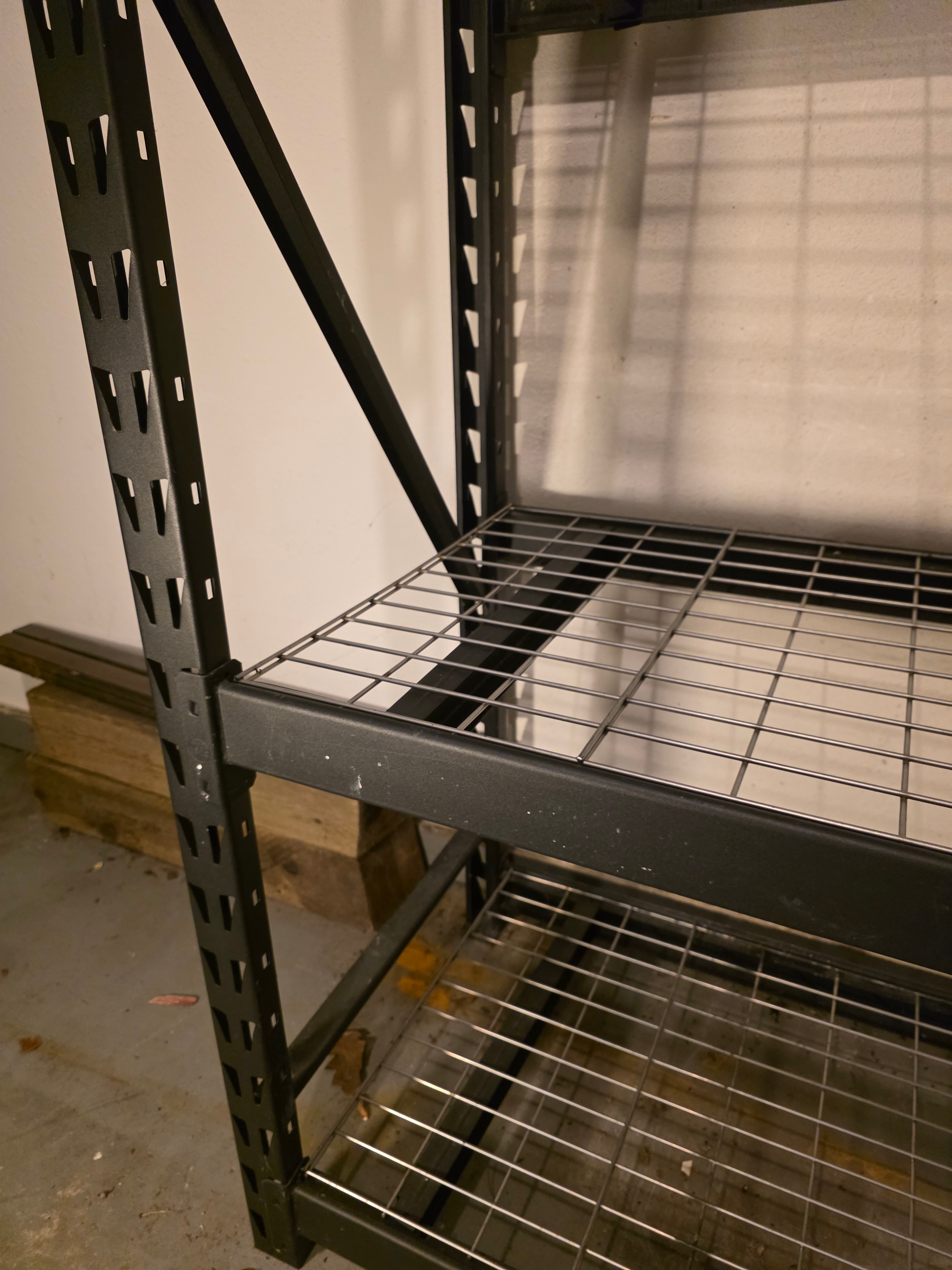 🛠️ Metal Industrial Shelving Unit – Hammer Granite Finish 🛠️ - photo 4