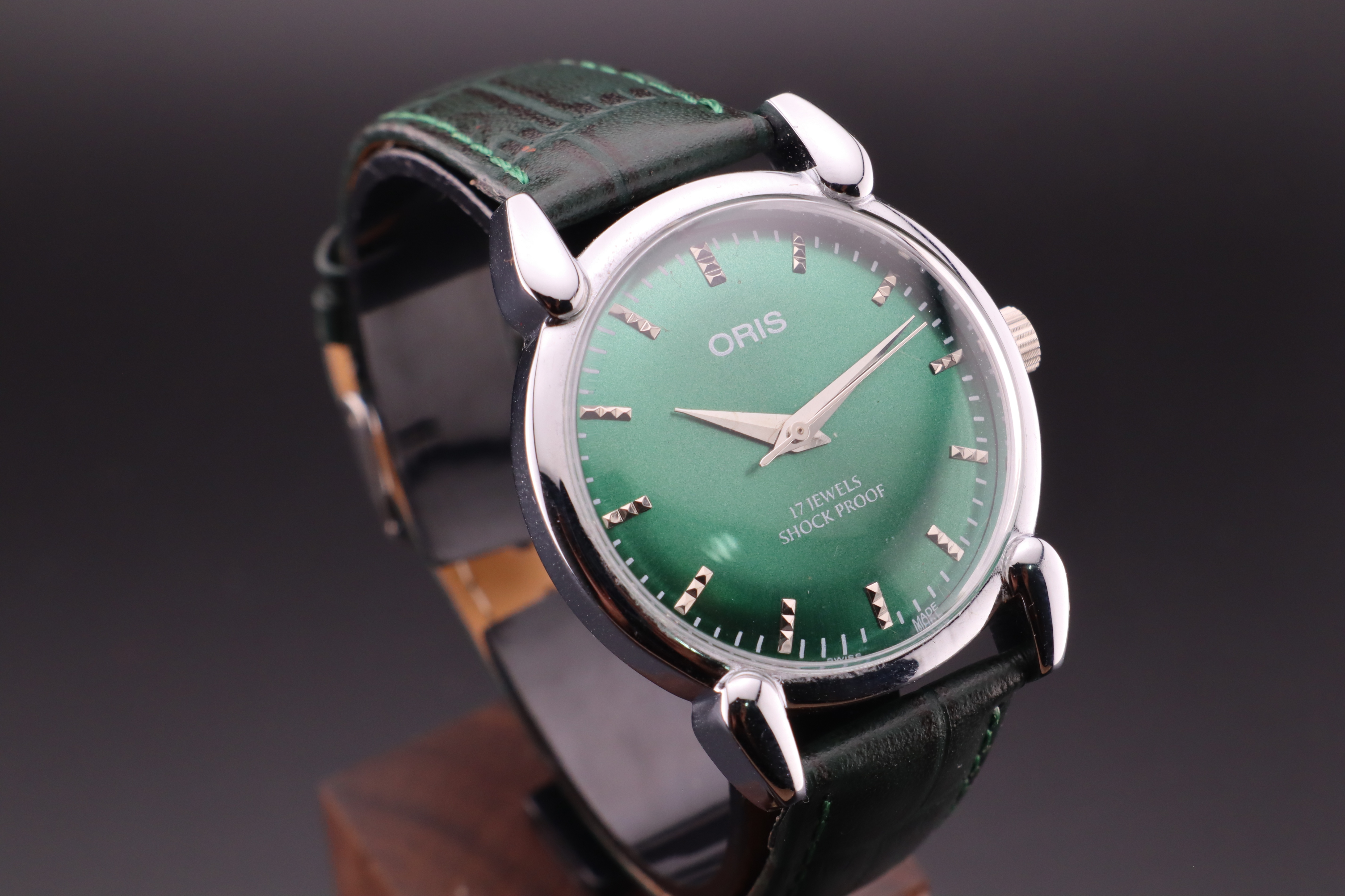 Vintage Oris Swiss ST-96 Hand Wind Mechanical Men's Watch