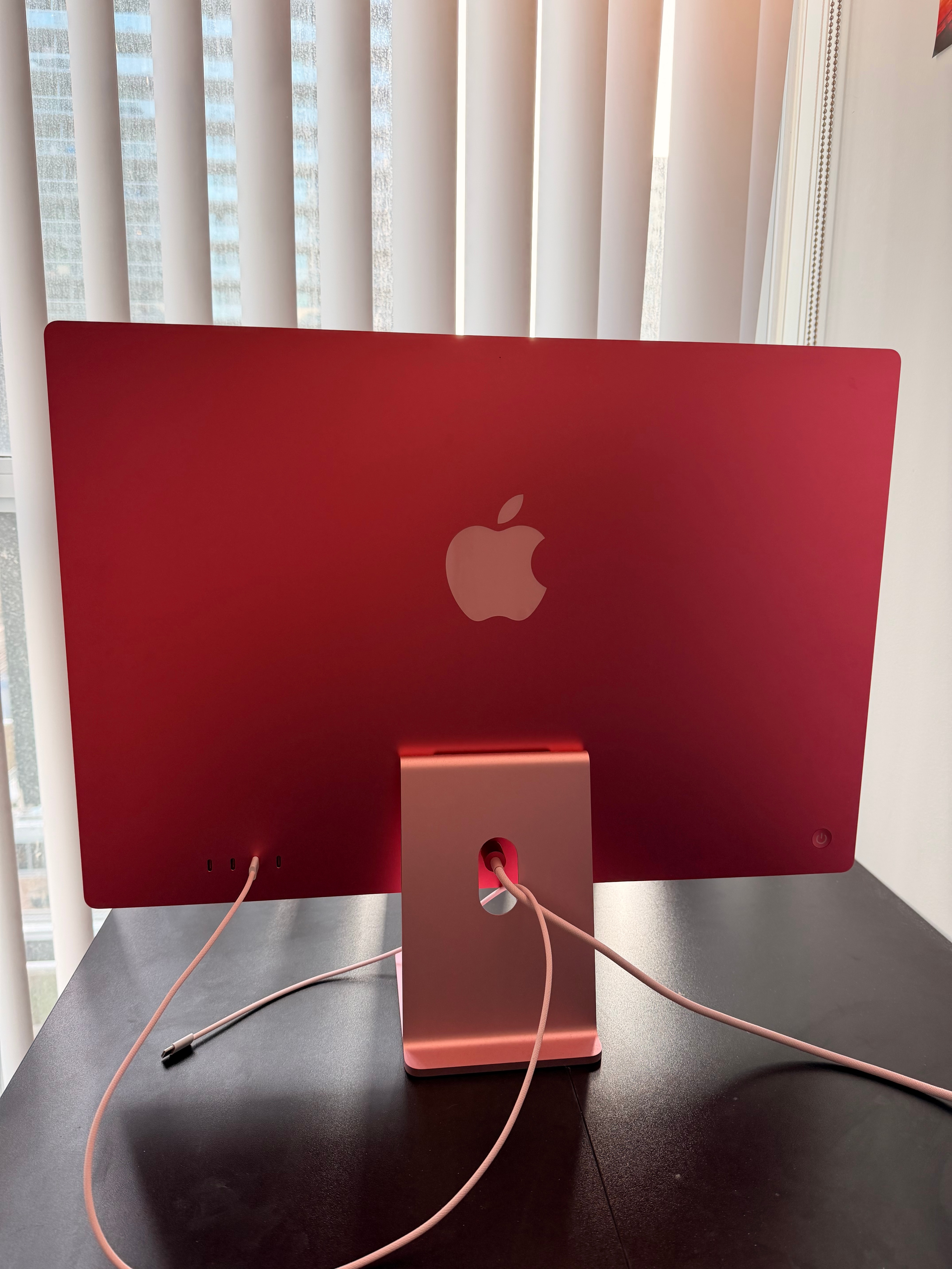 iMac 24" M4 — 24GB RAM / 512GB SSD) — Like New w/ Box - photo 3
