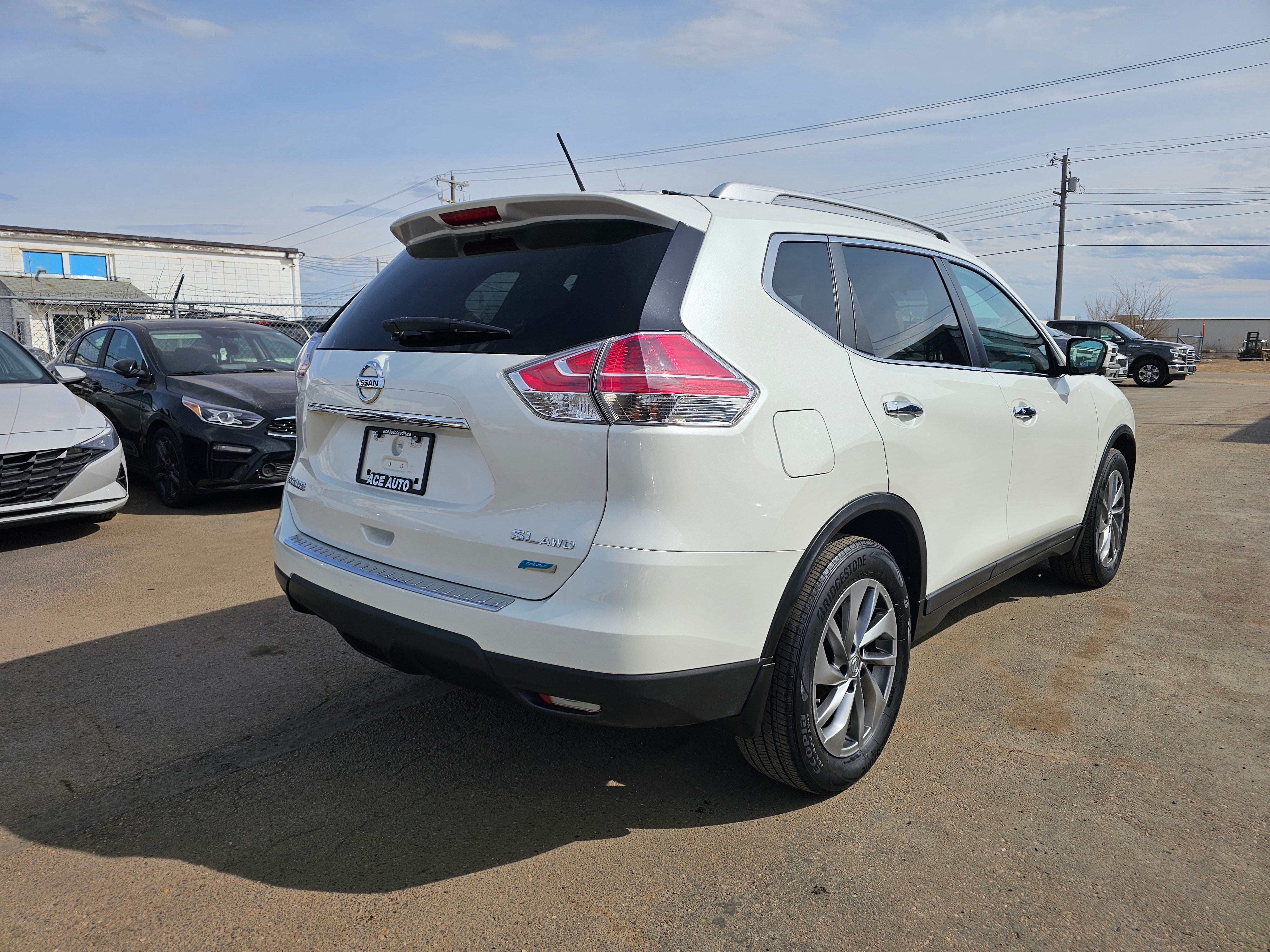 2015 NISSAN ROGUE SL - photo 5