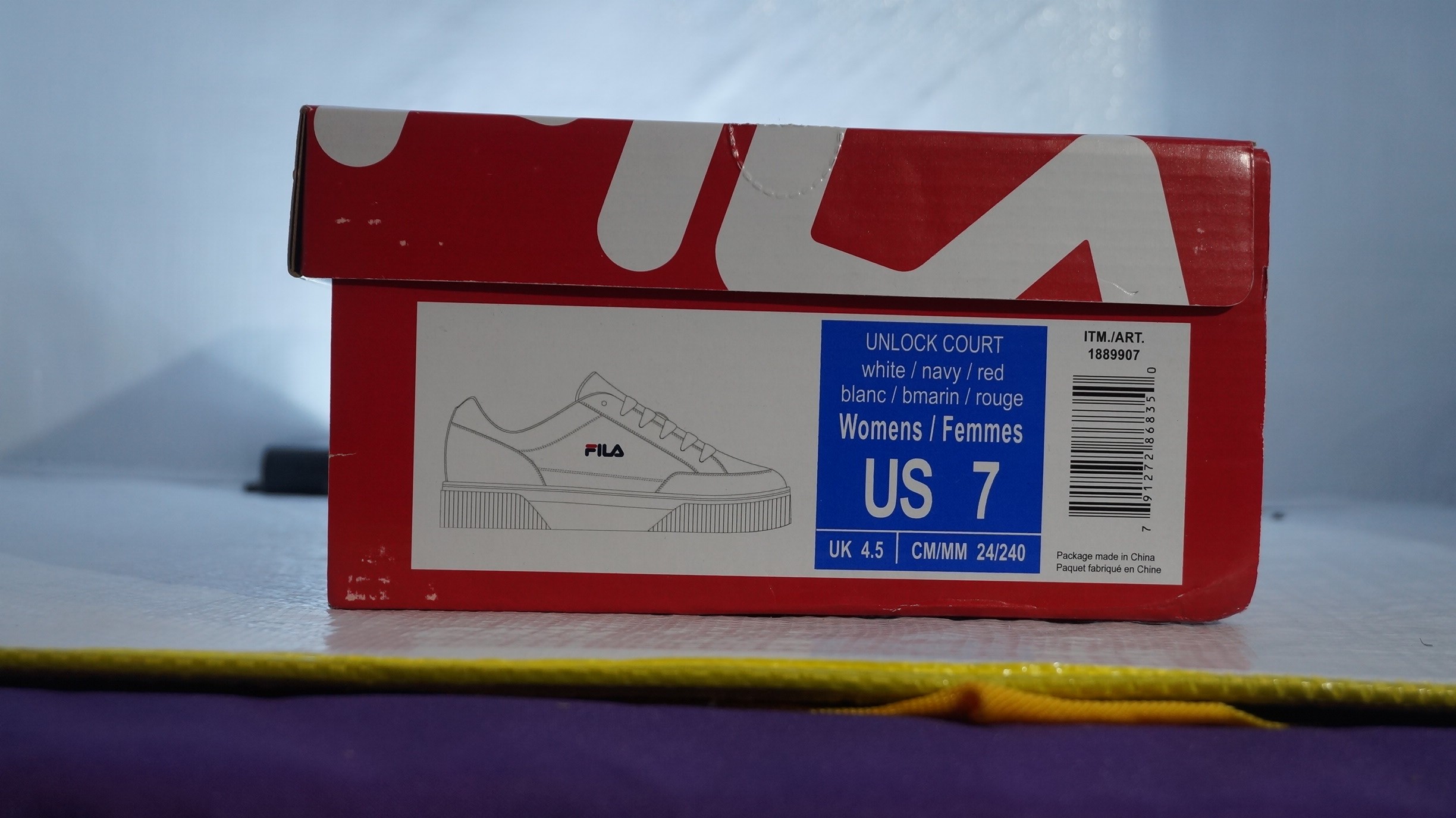 Fila Unlock Court Women's Sneakers - White/Navy/Red, Size US 7