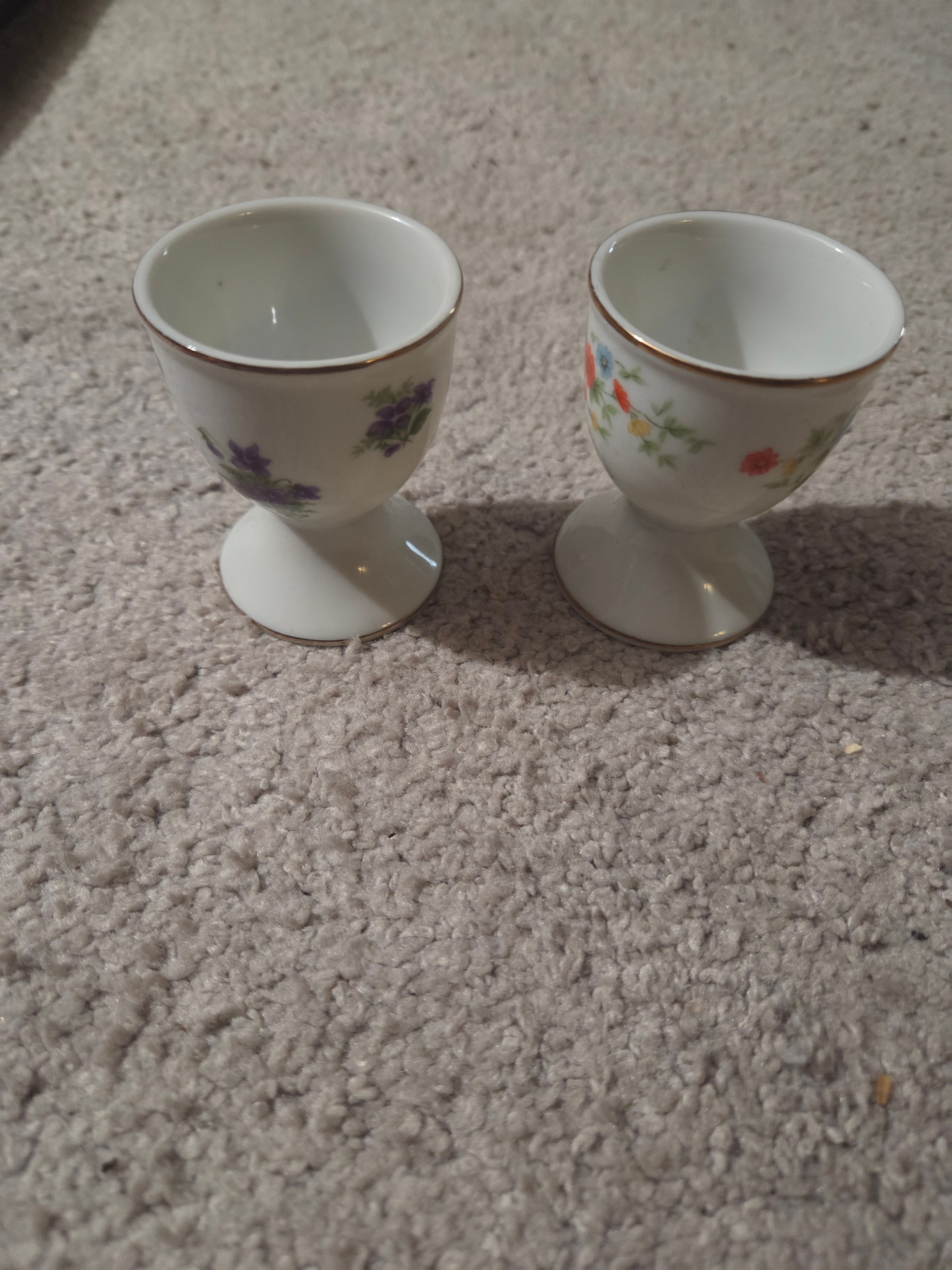 Vintage Japan Fine Porcelain Mini Bud Vase Pair, Gold Trim