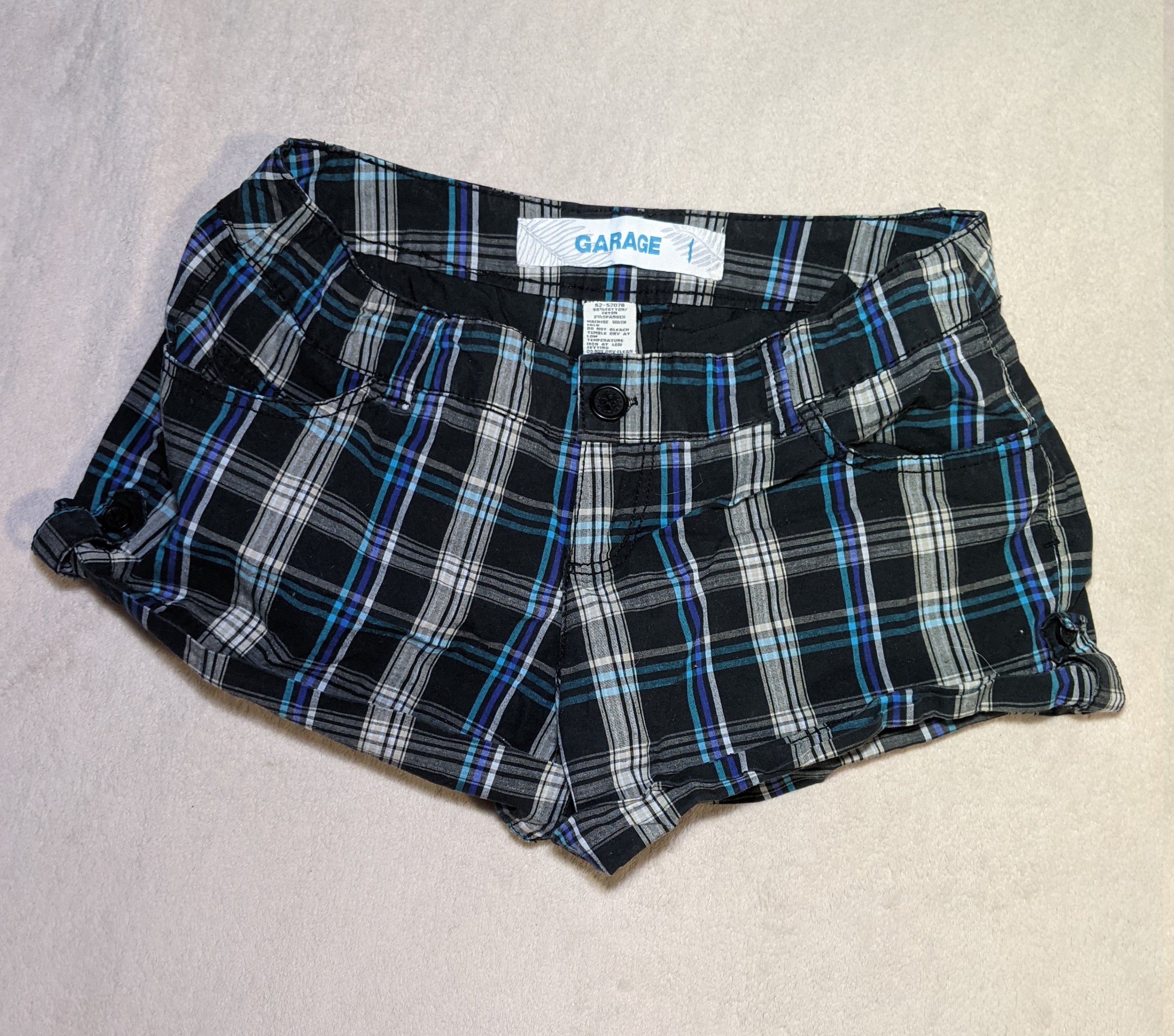 Garage plaid shorts