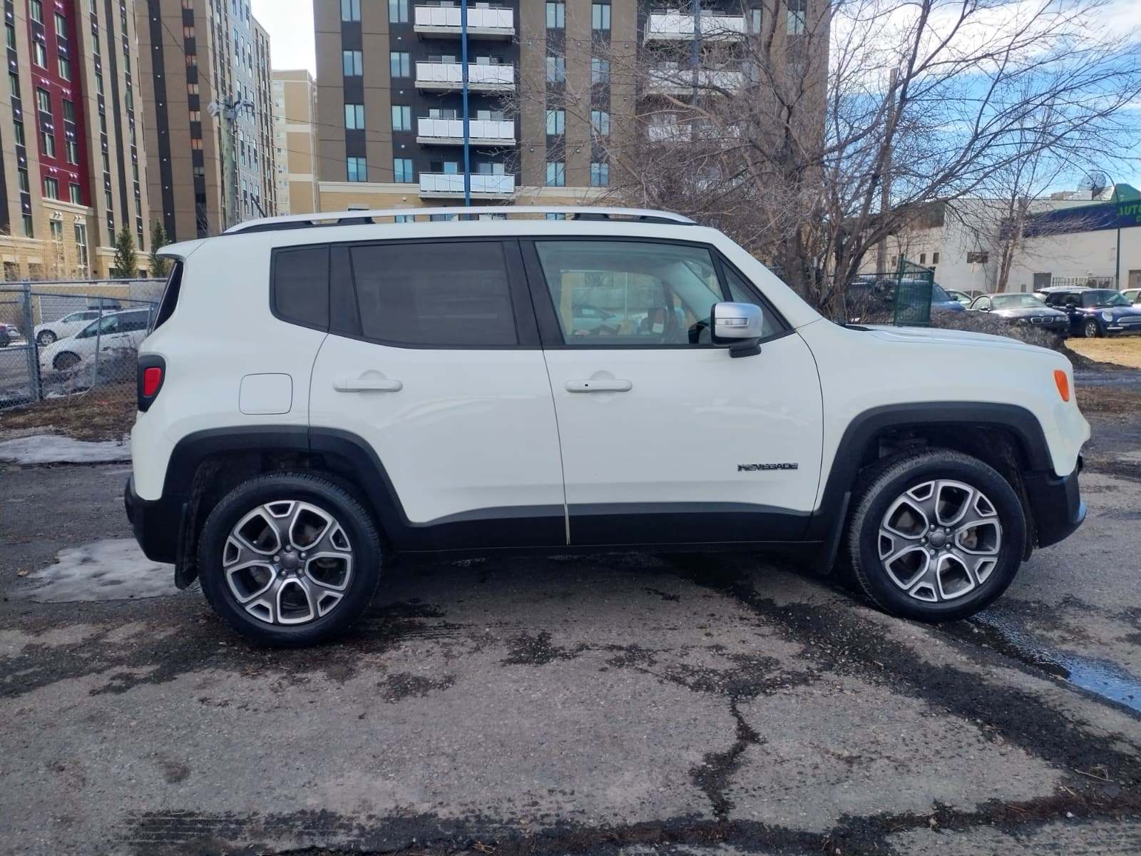2016 JEEP RENEGADE LIMITED - photo 4