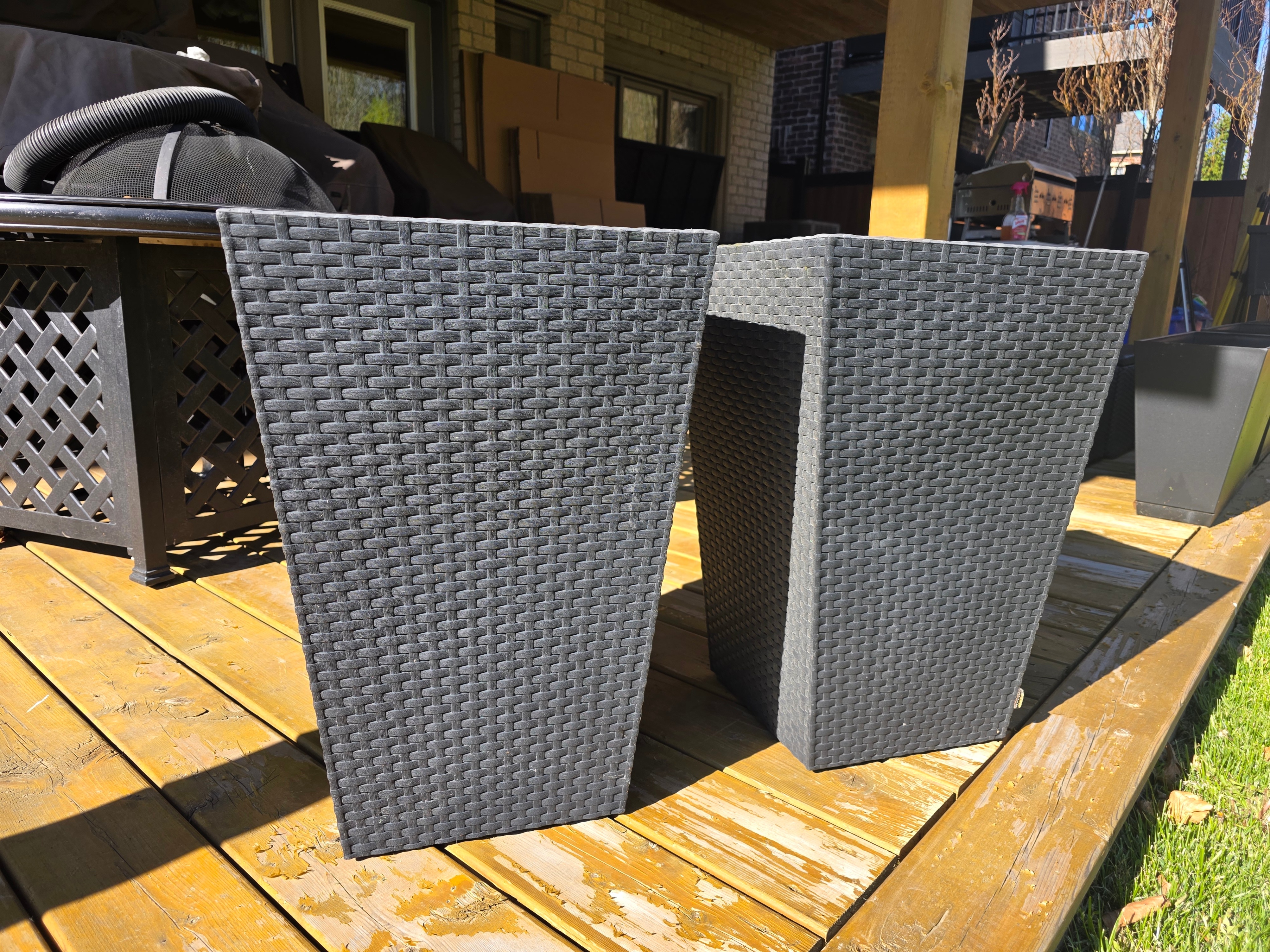 ✨Pair of Tall Wicker Patio Planters – 23" High