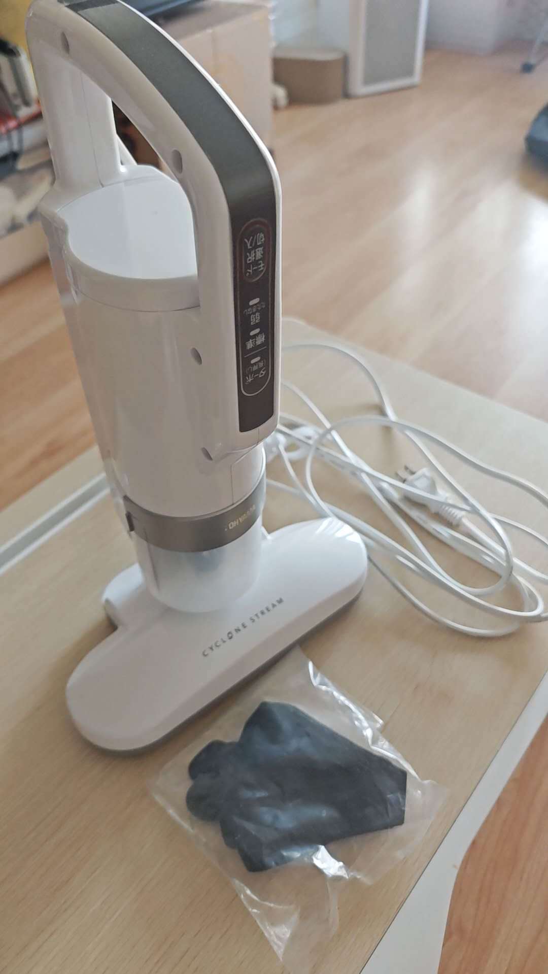 IRIS OHYAMA Cyclone Stream Dust Mite Cleaner - photo 2