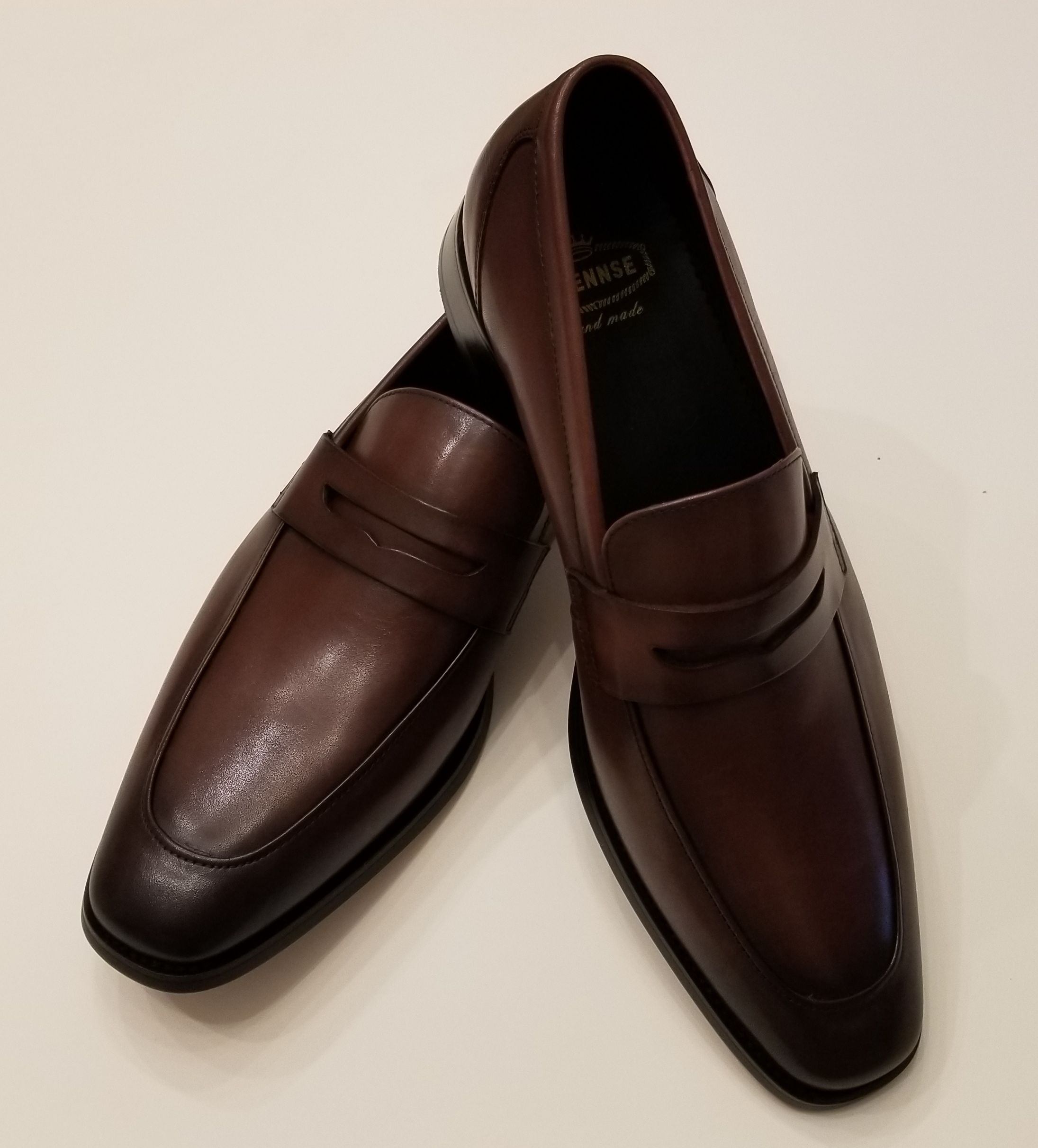 Brand New handmade men's leather slip on loafers - Size 10.5