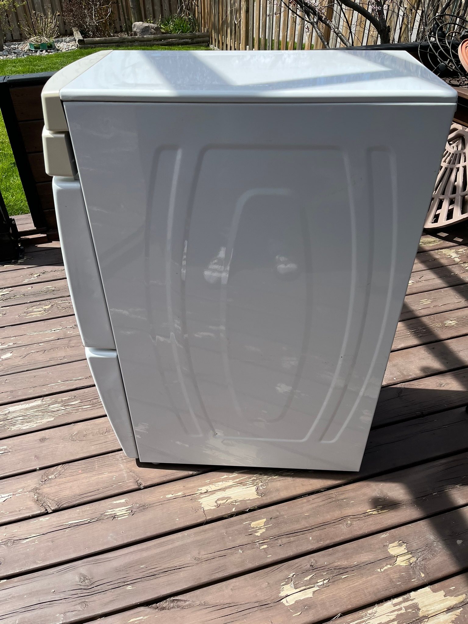 Whirlpool Laundry Tower - photo 5