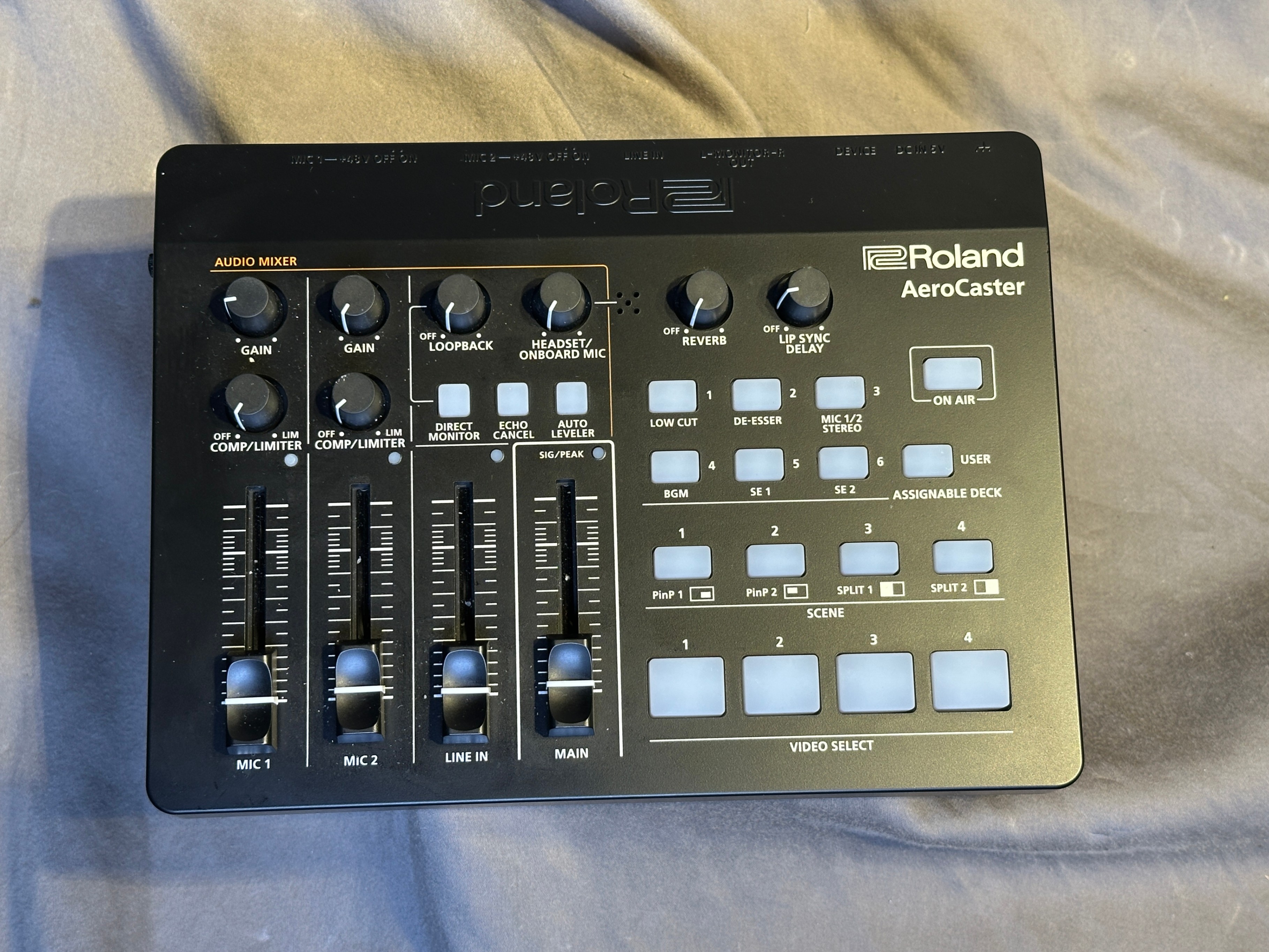 Roland VRC-01 AeroCaster Live Streaming System - photo 4