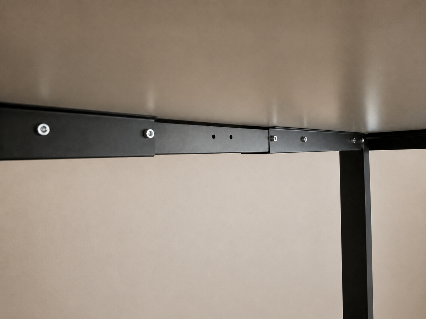 IKEA TROTTEN Sit/Stand Desk – Like New – 160x80 cm - photo 2