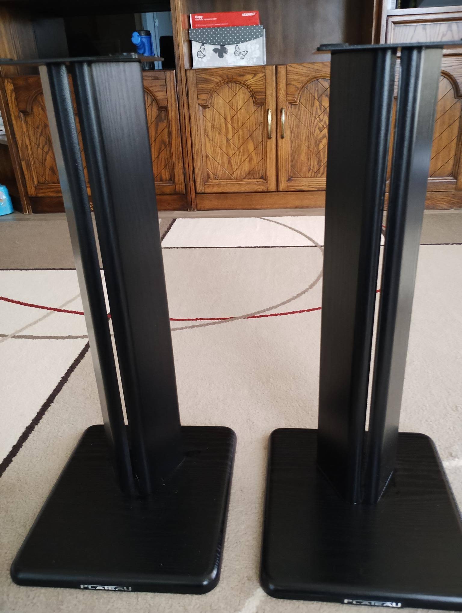Solid Wood PLATEAU Speaker Stands