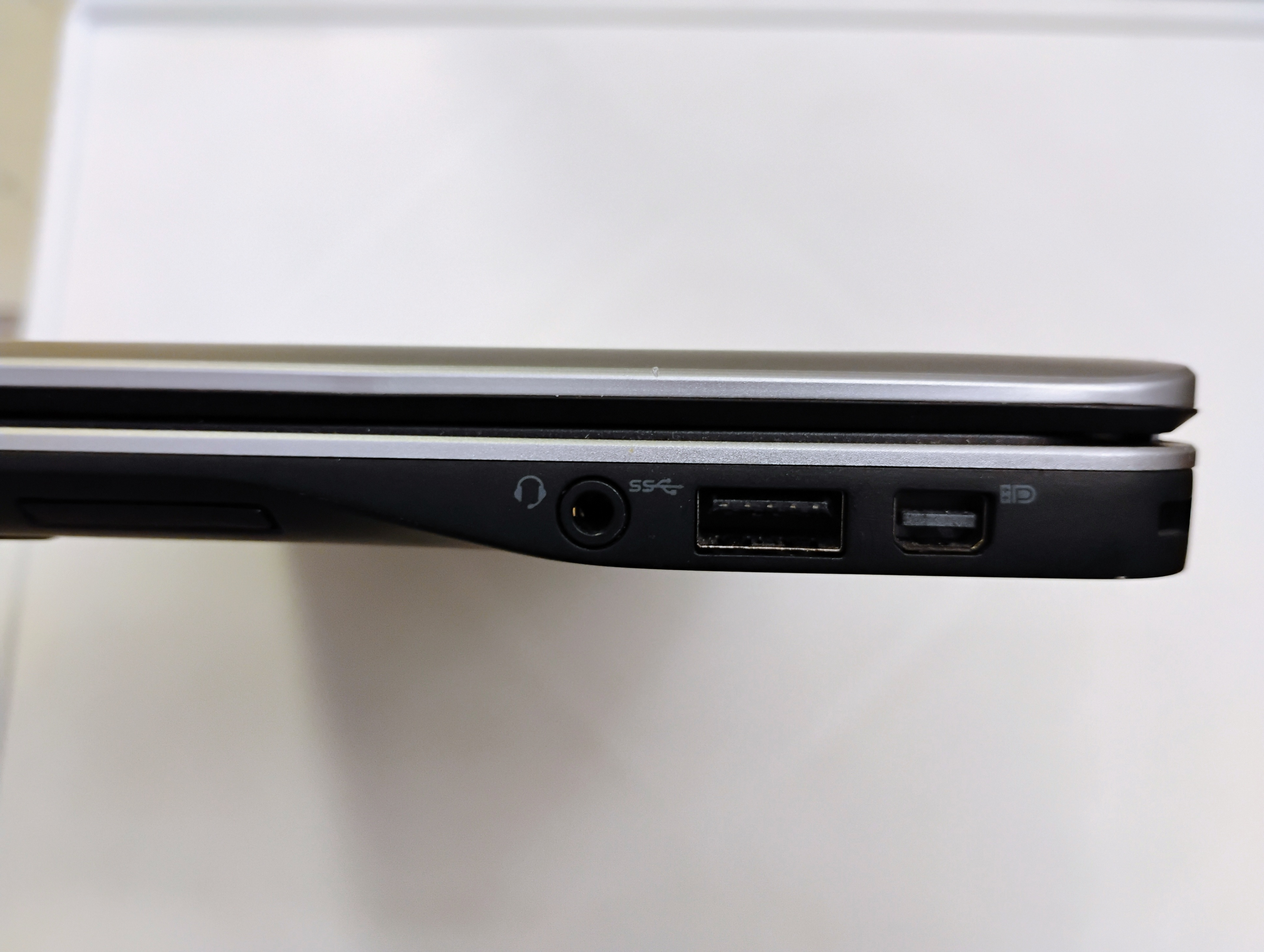 Dell Latitude E7240 laptop - photo 5