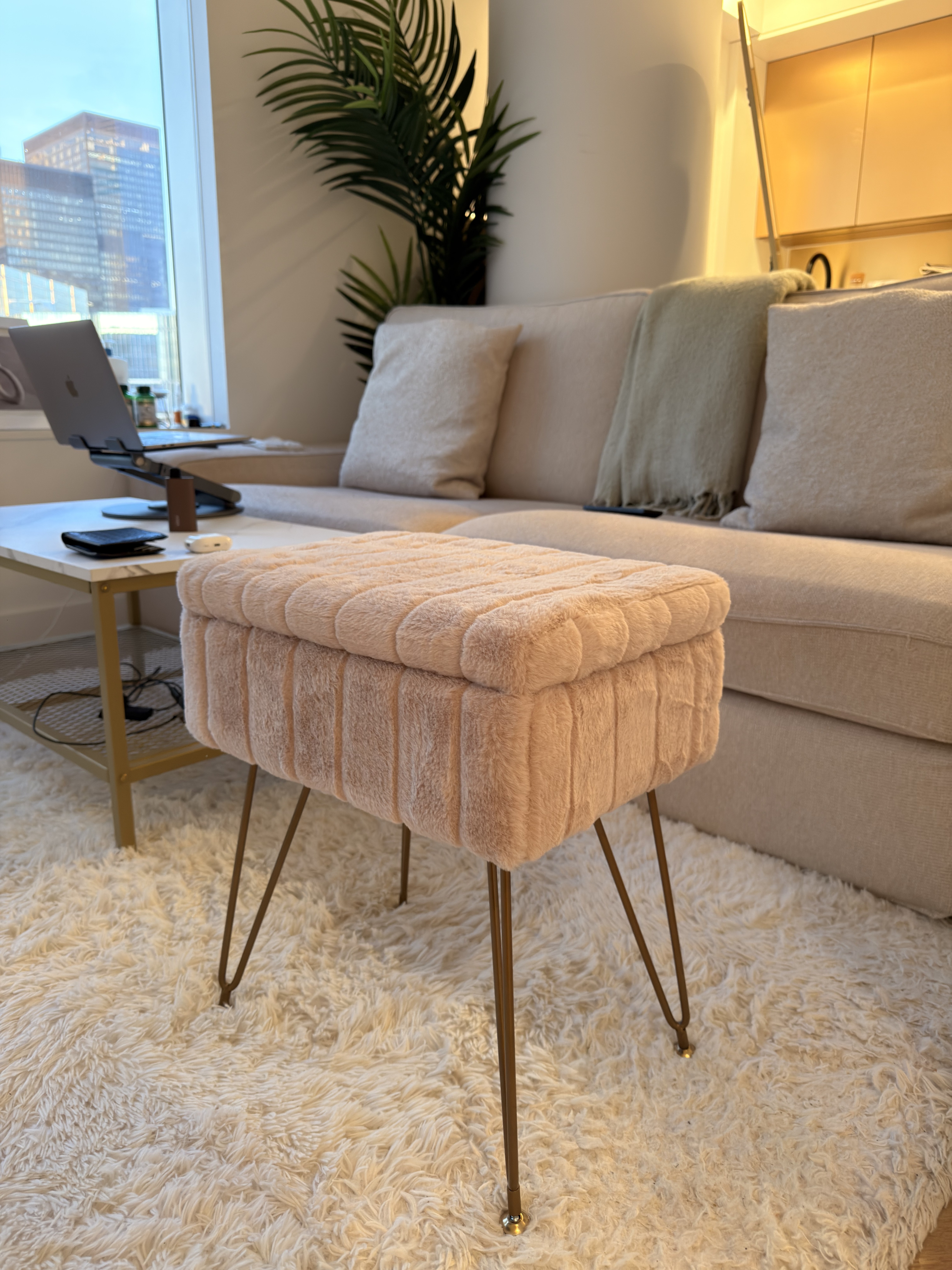 ✨ Luxury Faux Fur Vanity Stool with Storage – Camel Color ✨ - photo 2