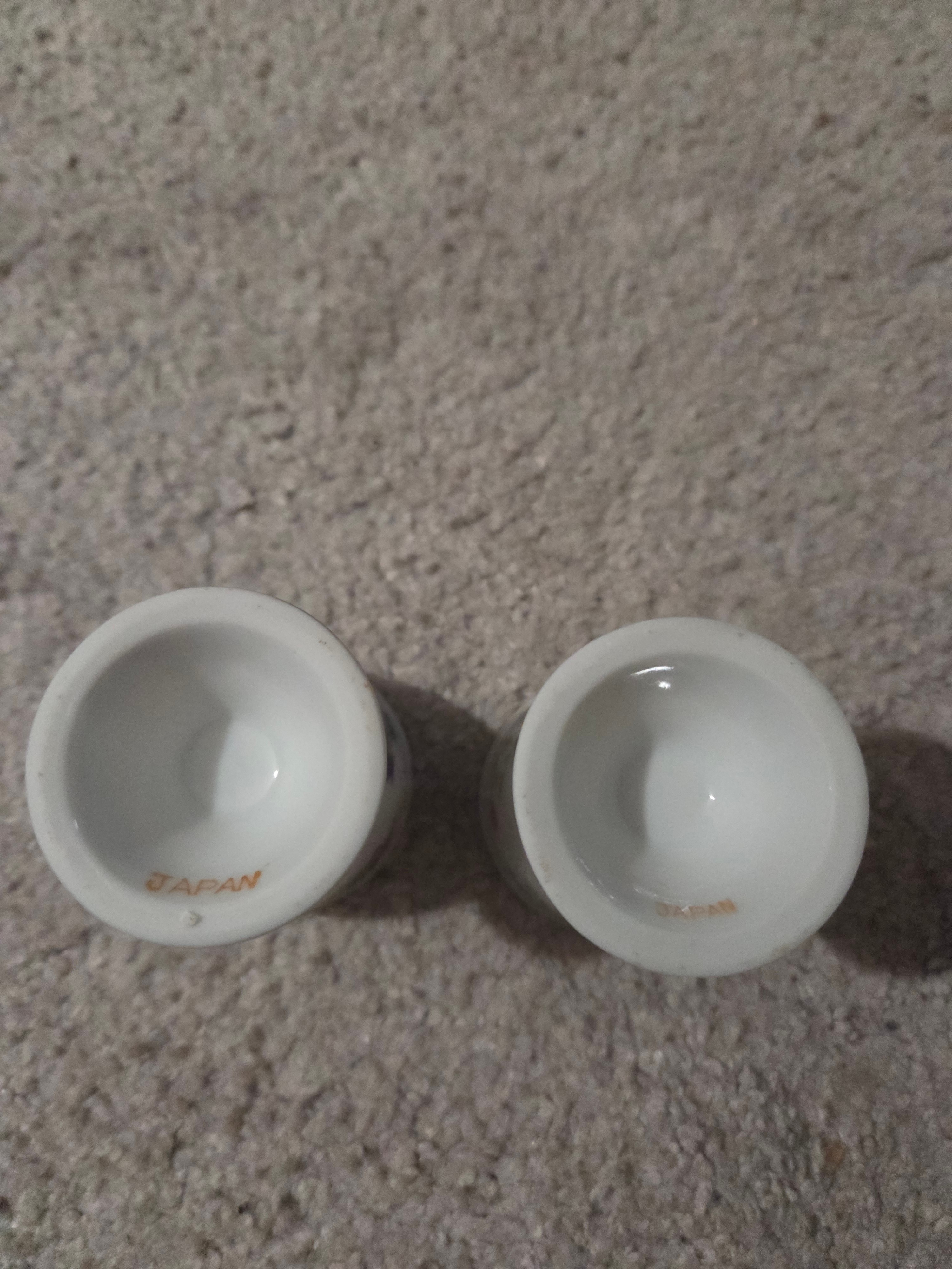 Vintage Japan Fine Porcelain Mini Bud Vase Pair, Gold Trim - photo 2