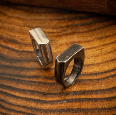 Men's Modern Signet Rings
