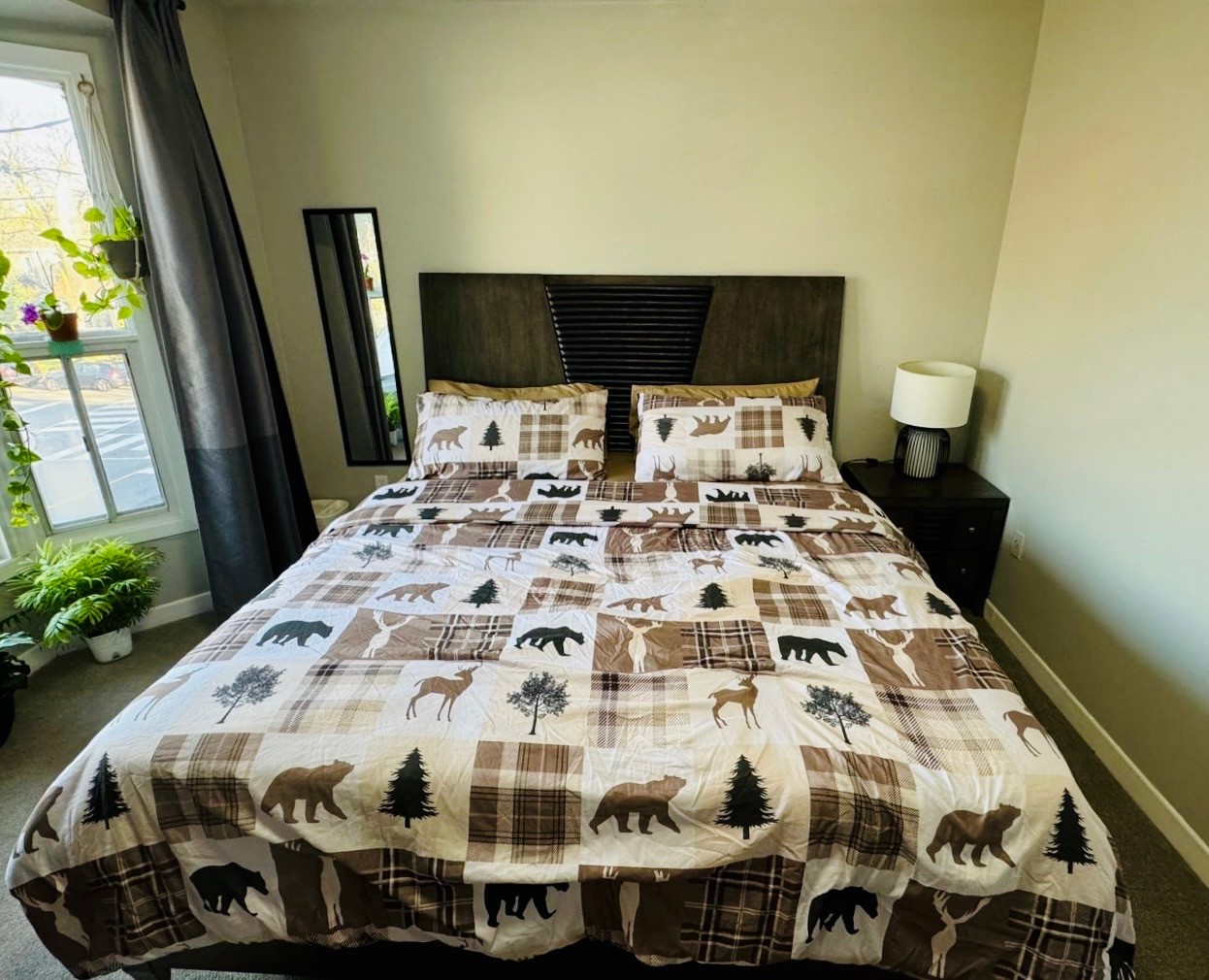 Stylish KING Size Bed & Mattress